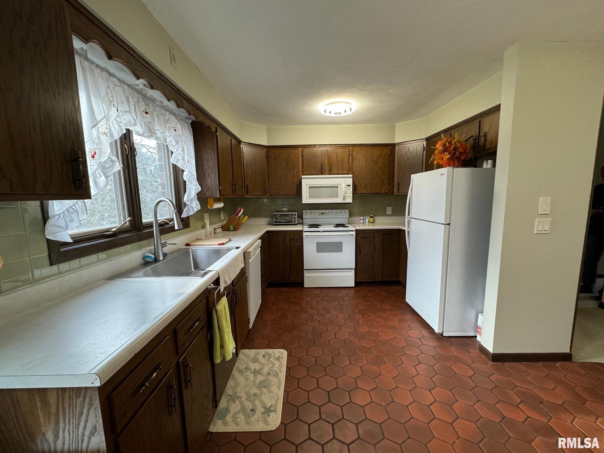 3388 37th Avenue #3, Moline, Illinois image 10