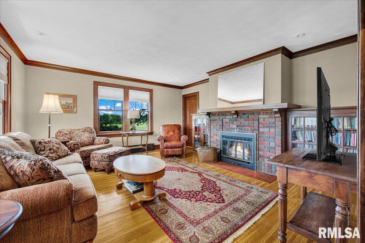 701 E Pearl Street, Tremont, Illinois image 16