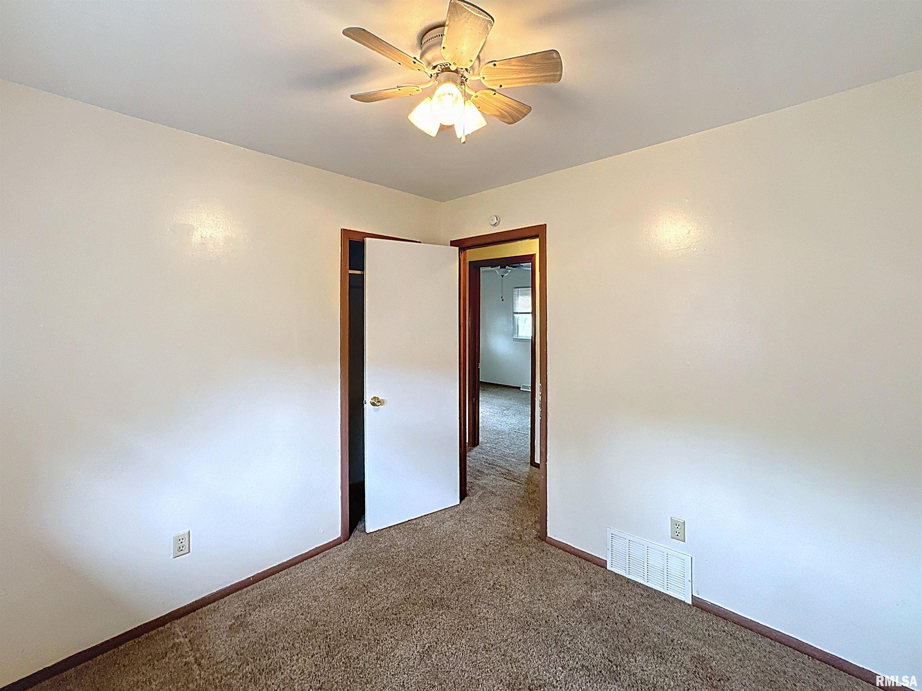 3924 6th Street, Rock Island, Illinois image 14