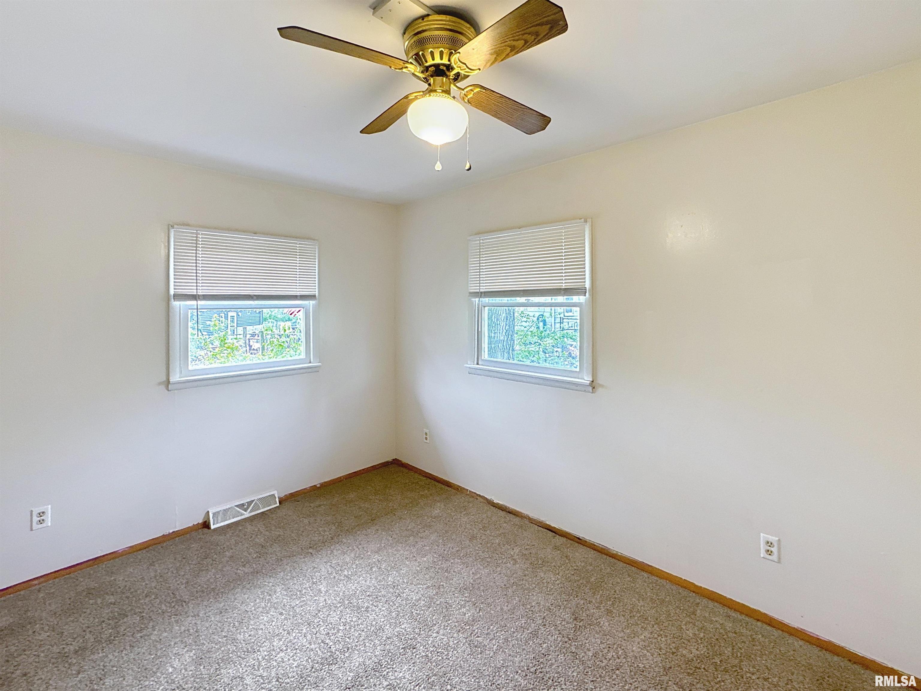 3924 6th Street, Rock Island, Illinois image 20