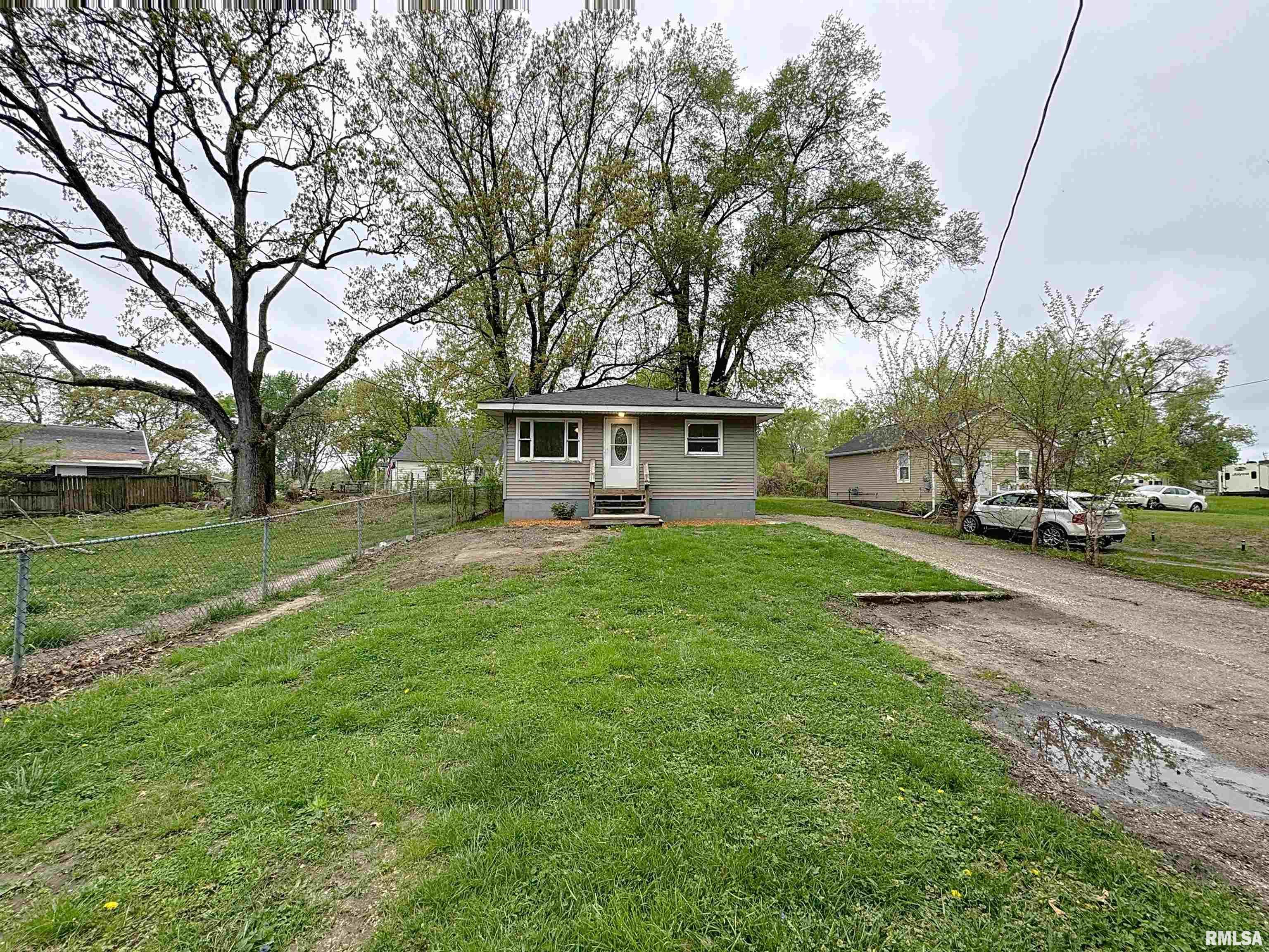 3924 6th Street, Rock Island, Illinois image 1