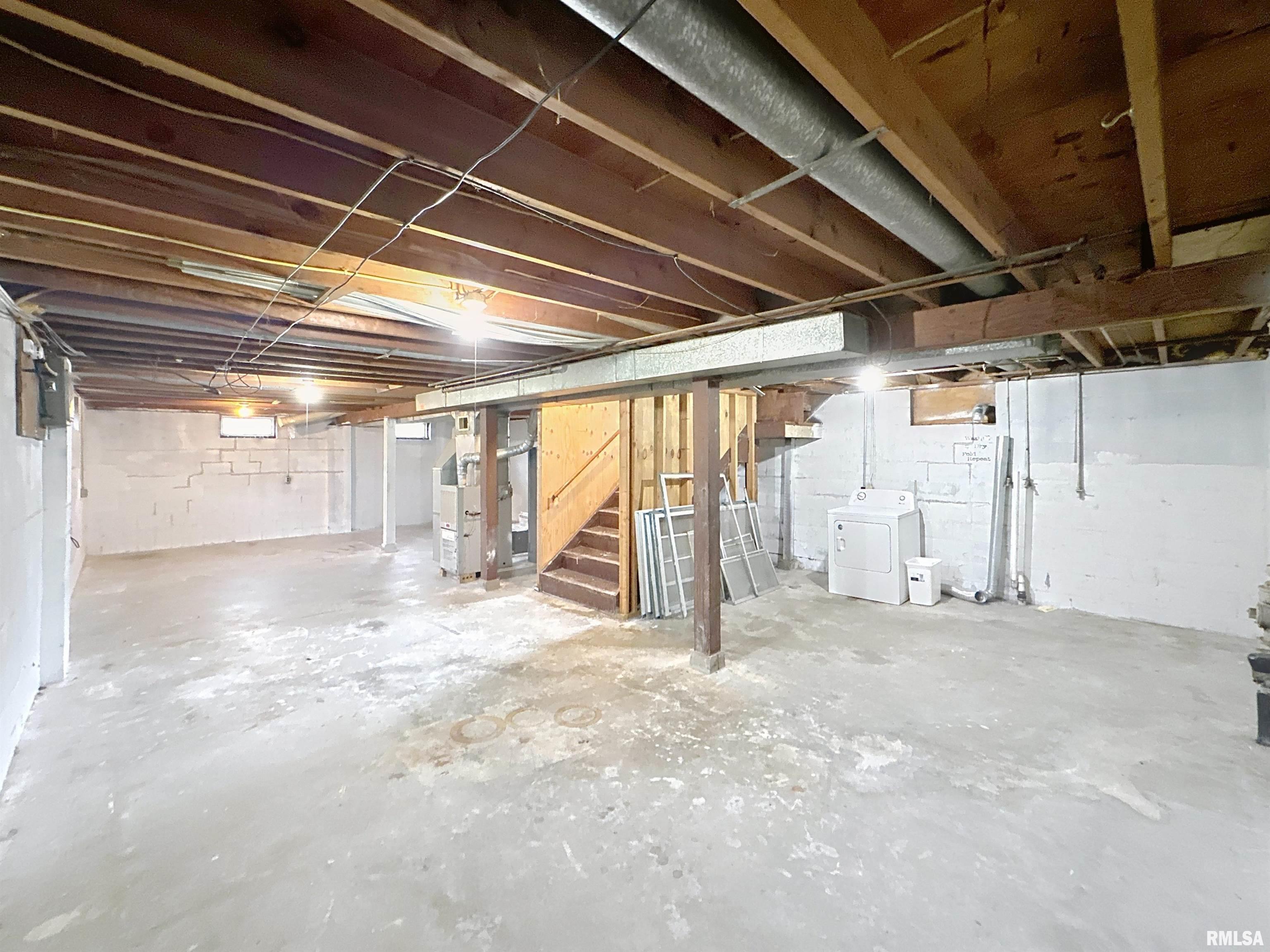 3924 6th Street, Rock Island, Illinois image 25
