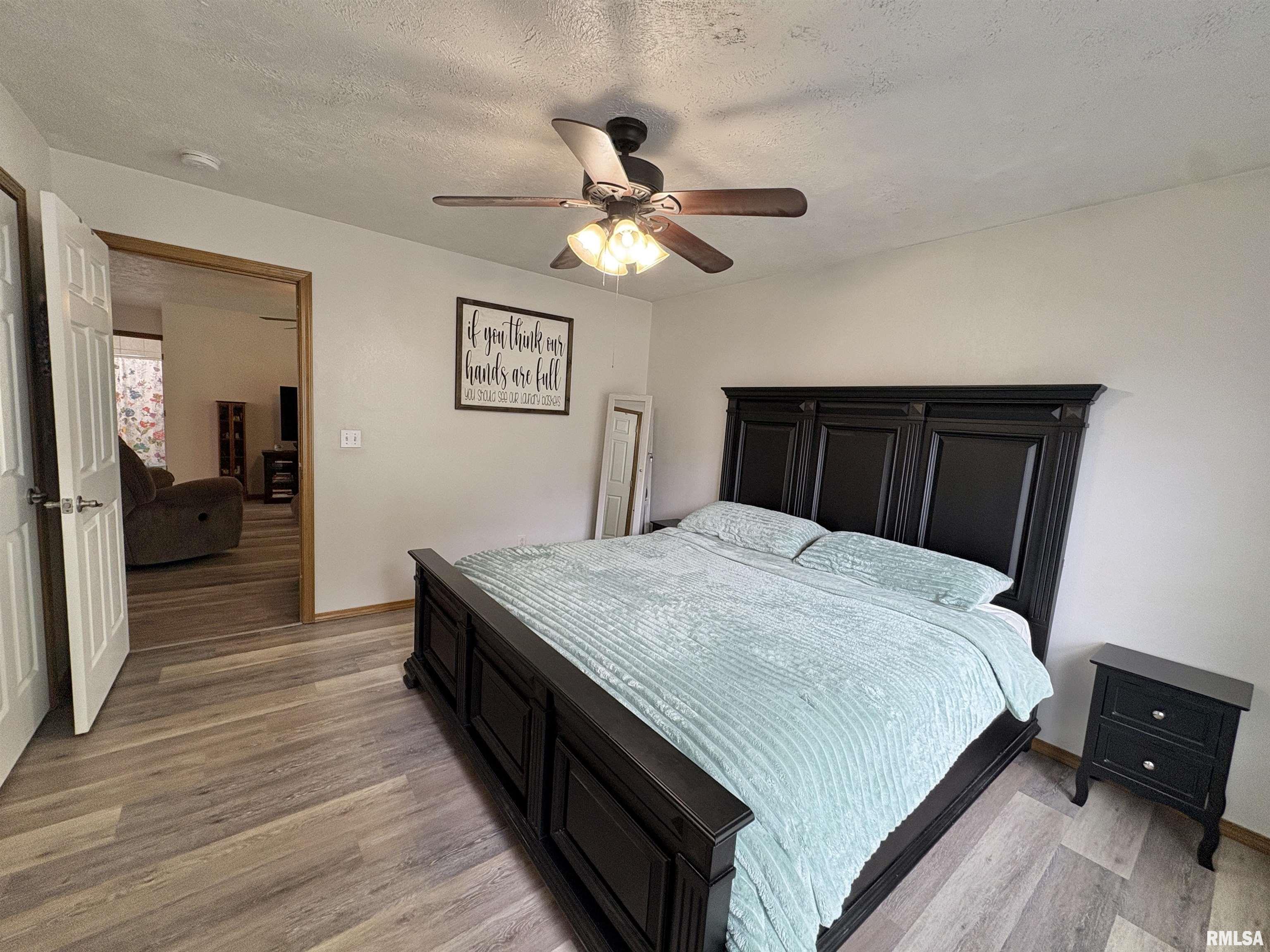 112 Townhouse Drive, Carterville, Illinois image 12