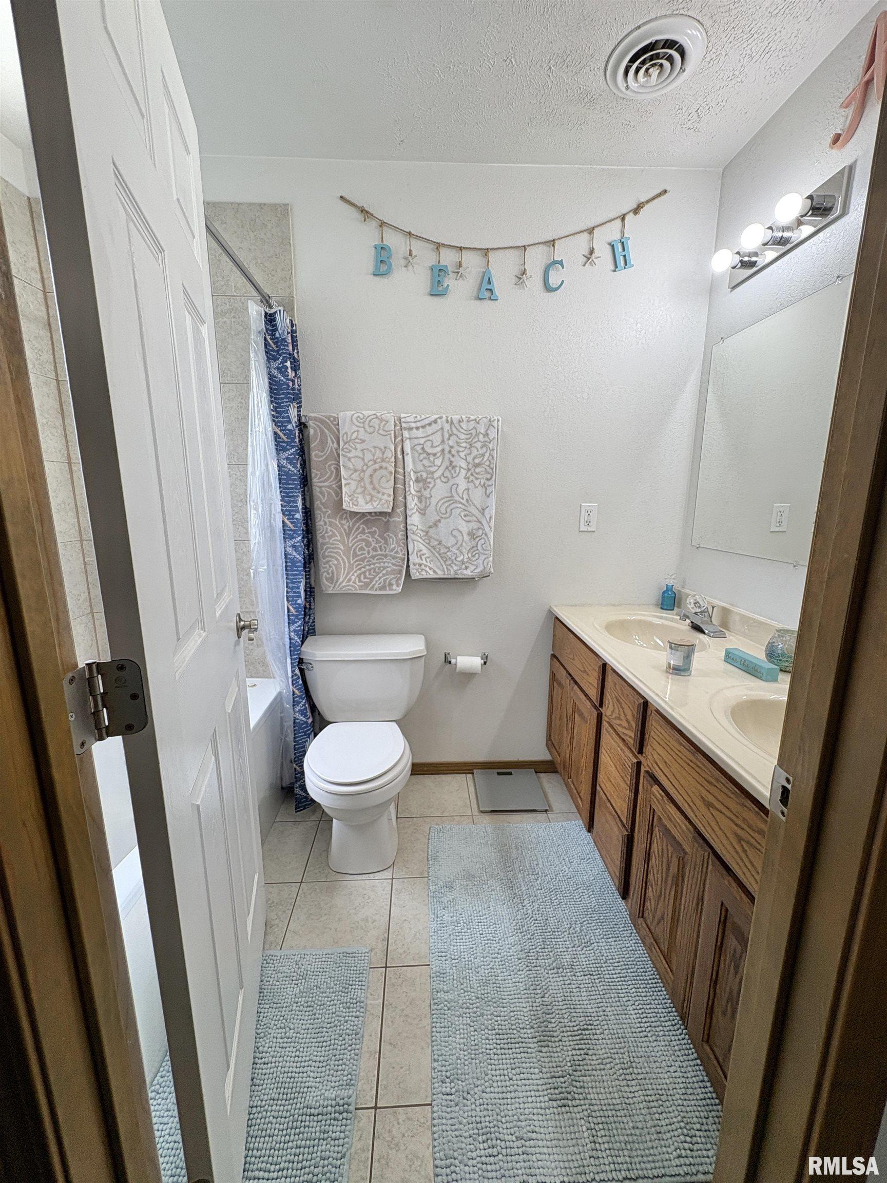 112 Townhouse Drive, Carterville, Illinois image 13