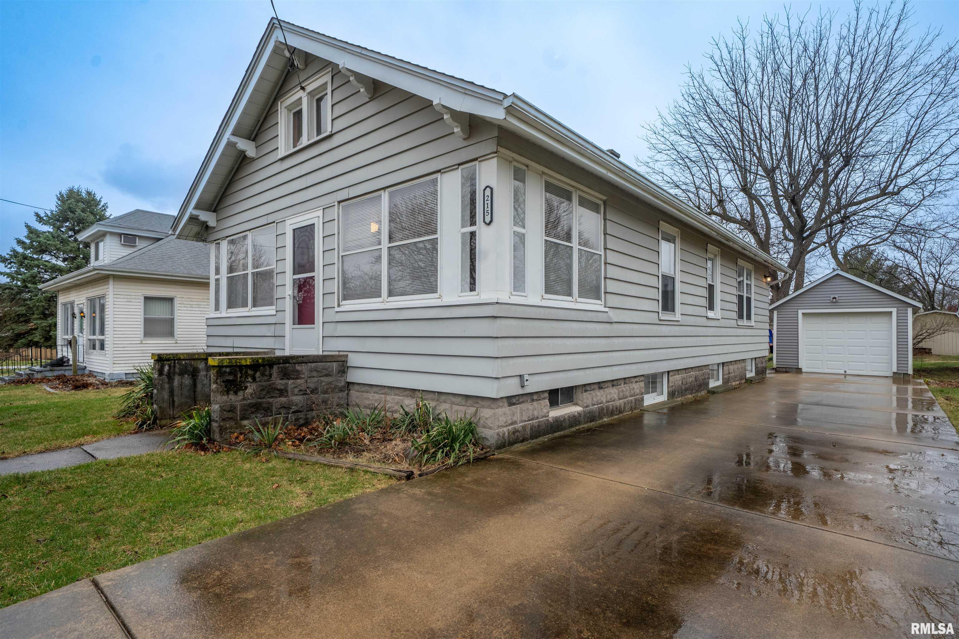 215 S Menard Street, Metamora, Illinois image 3