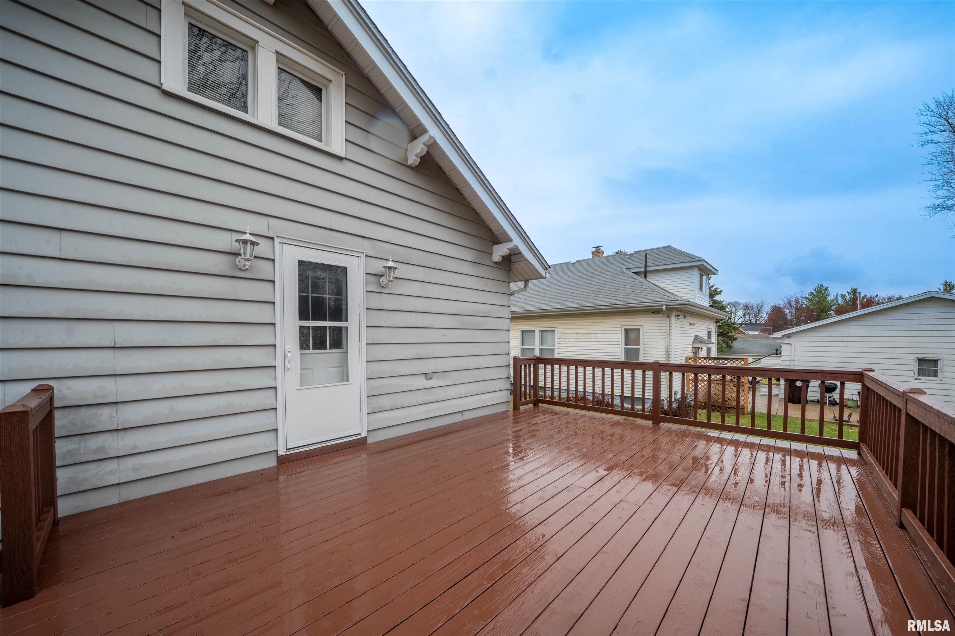 215 S Menard Street, Metamora, Illinois image 45