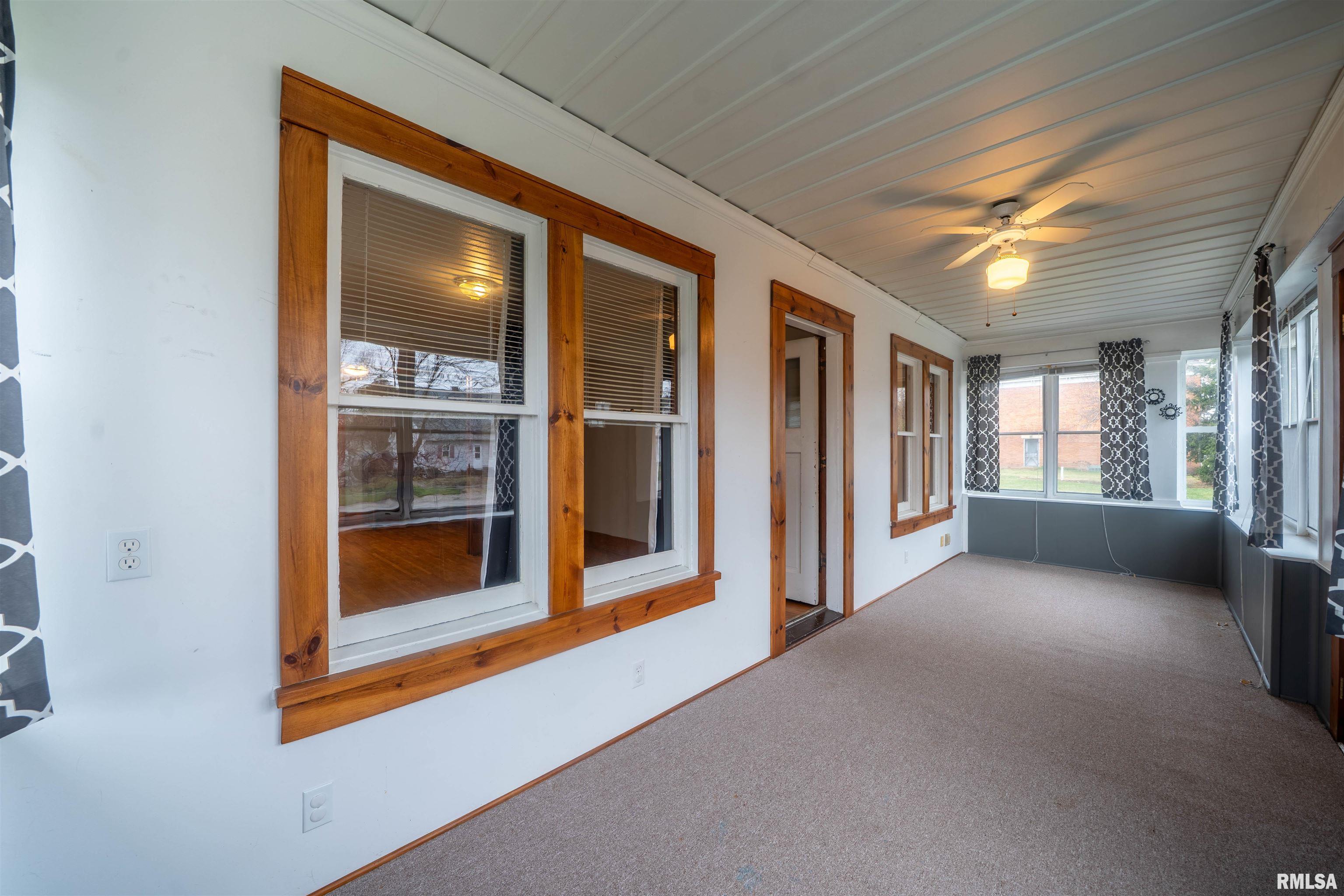 215 S Menard Street, Metamora, Illinois image 5