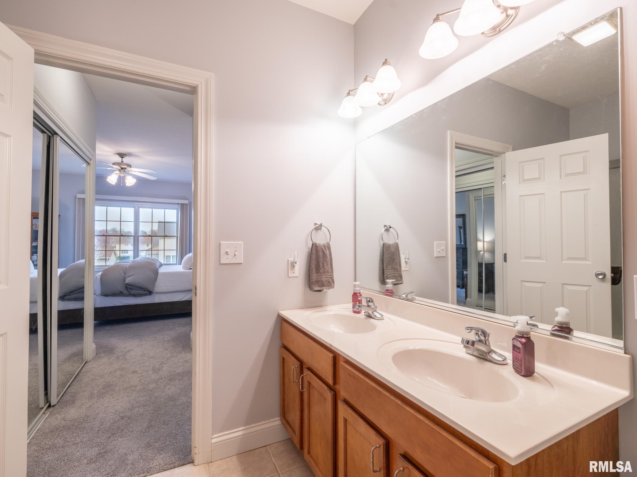 11518 N Brooklyn Place, Dunlap, Illinois image 38
