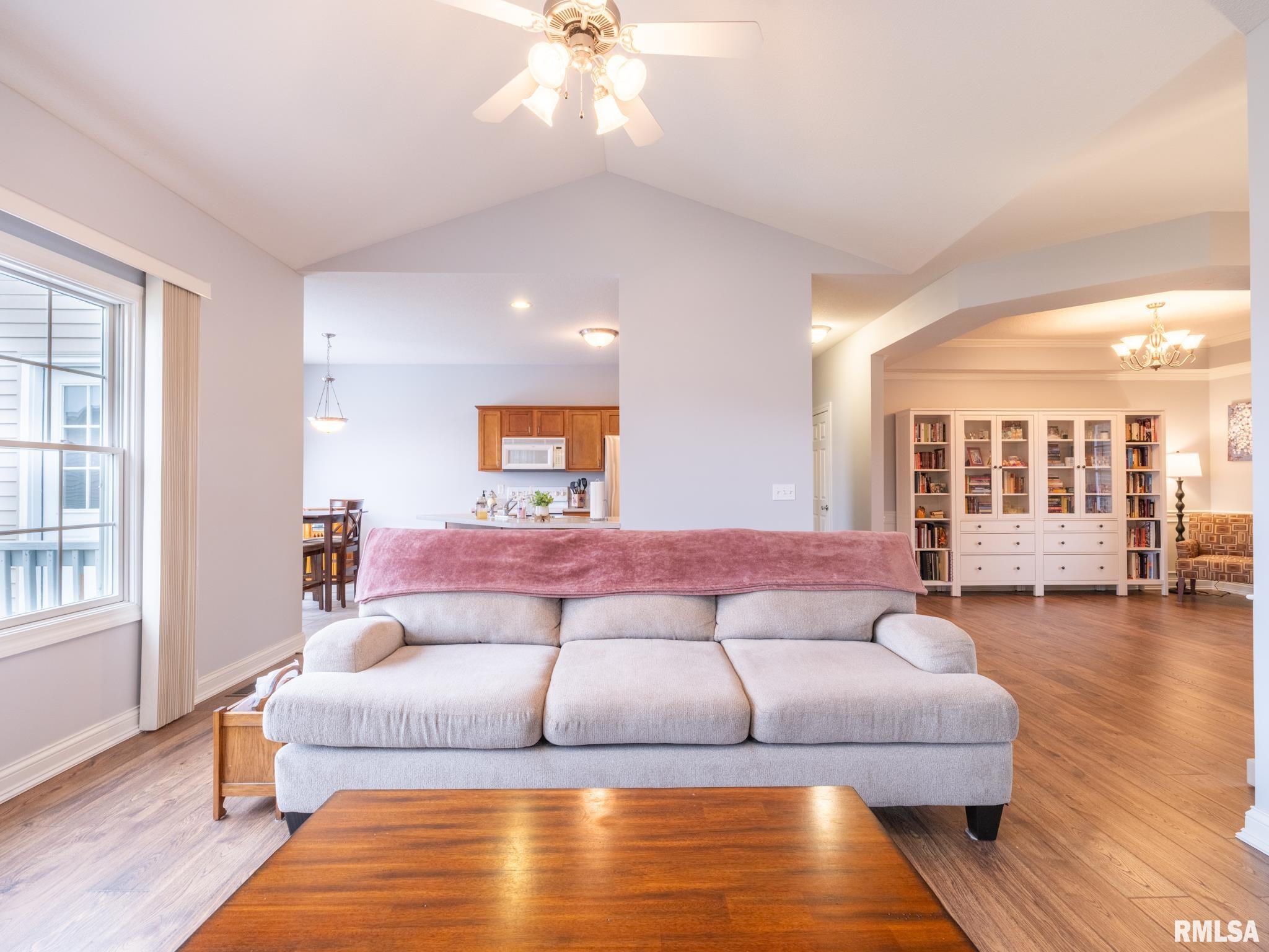11518 N Brooklyn Place, Dunlap, Illinois image 16