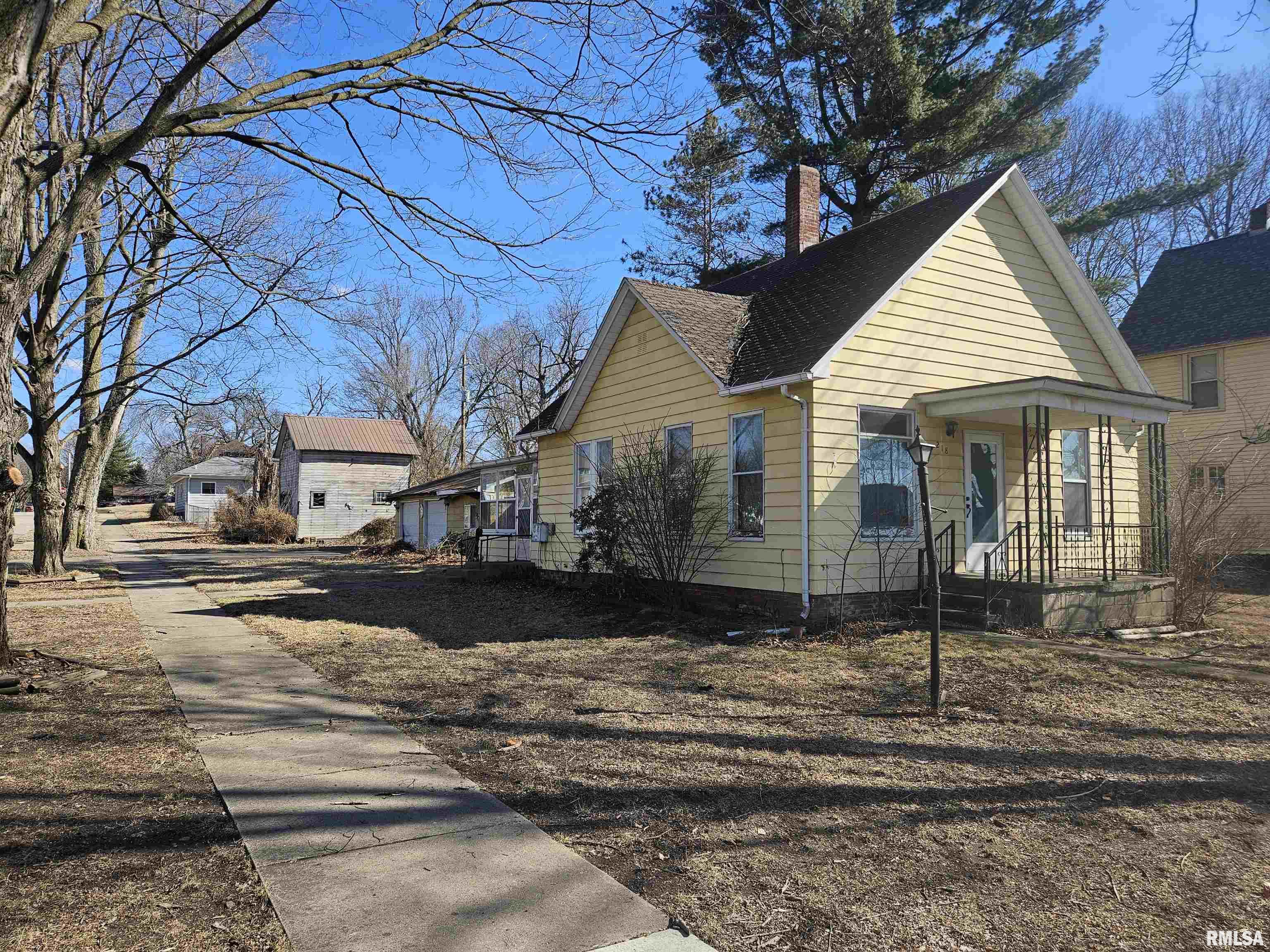 218 N Broad Street, Lacon, Illinois image 1