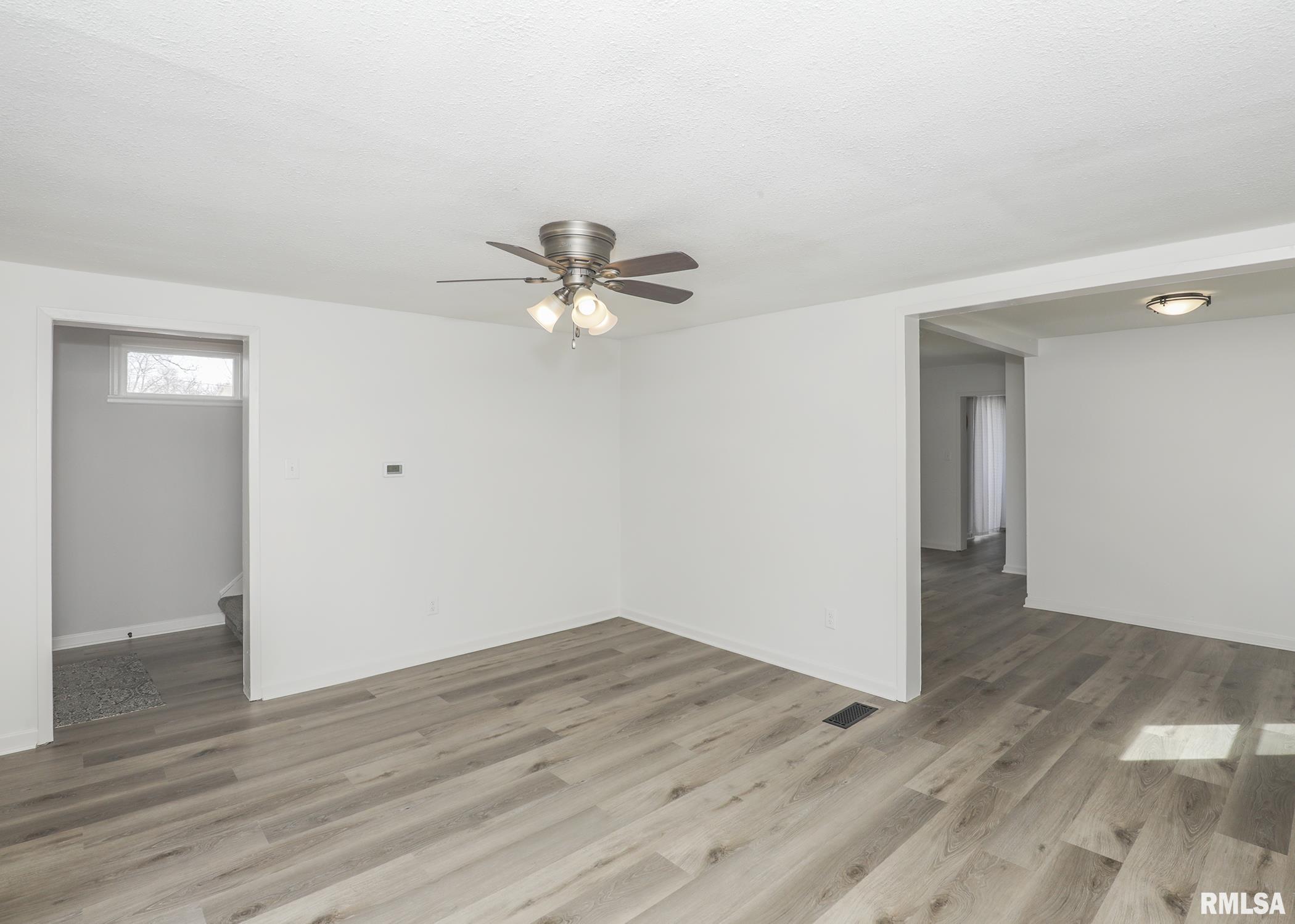 1156 23rd Street, Moline, Illinois image 7