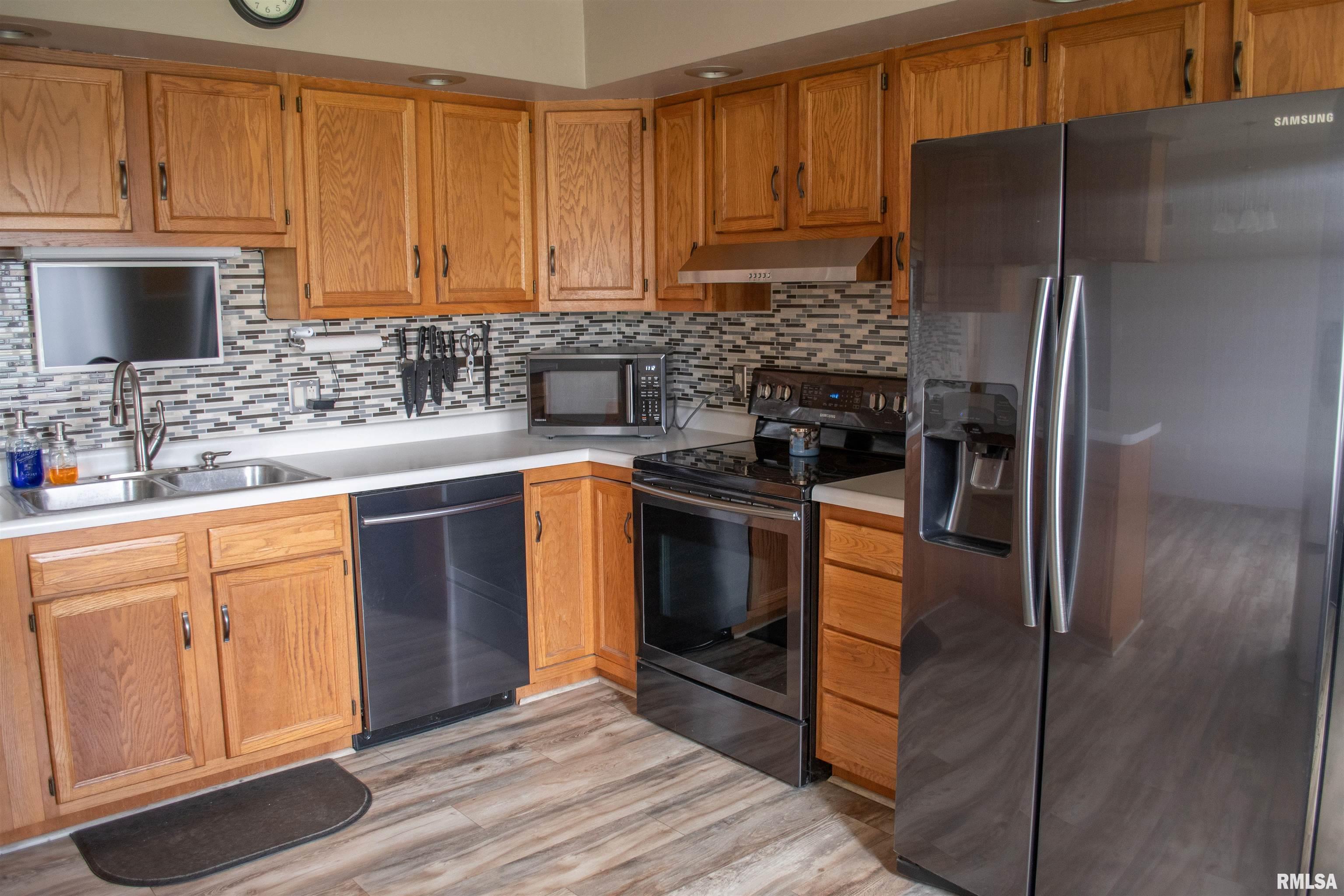 5678 David Road, Erie, Illinois image 16