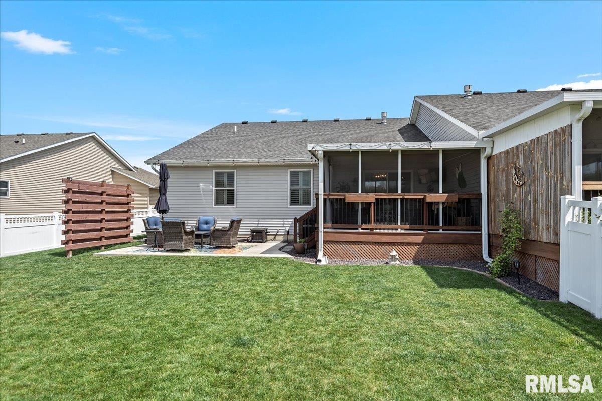 4806 Chestnut Drive, Springfield, Illinois image 37