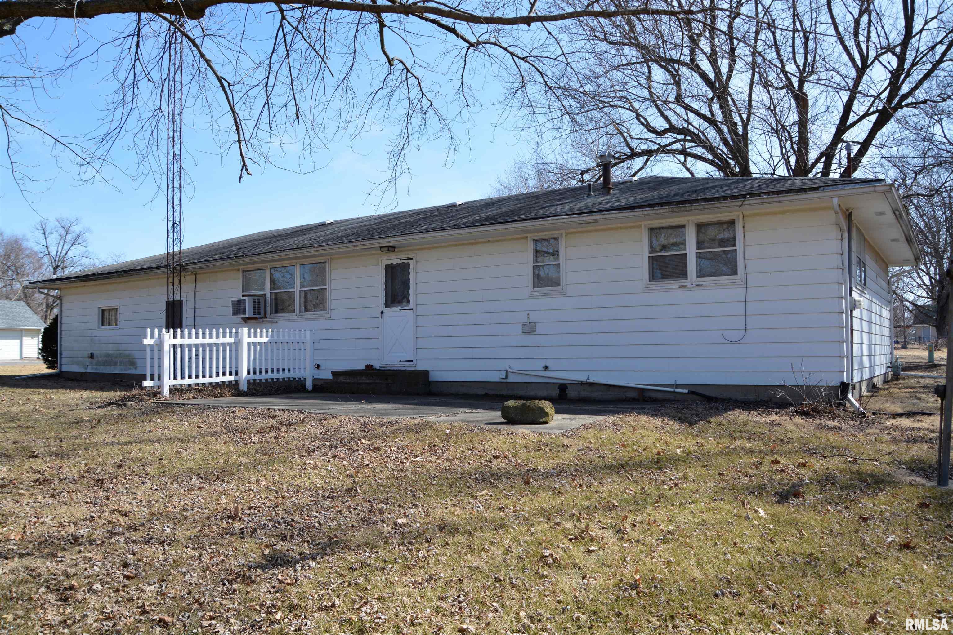 104 Seckman Drive, Colchester, Illinois image 3