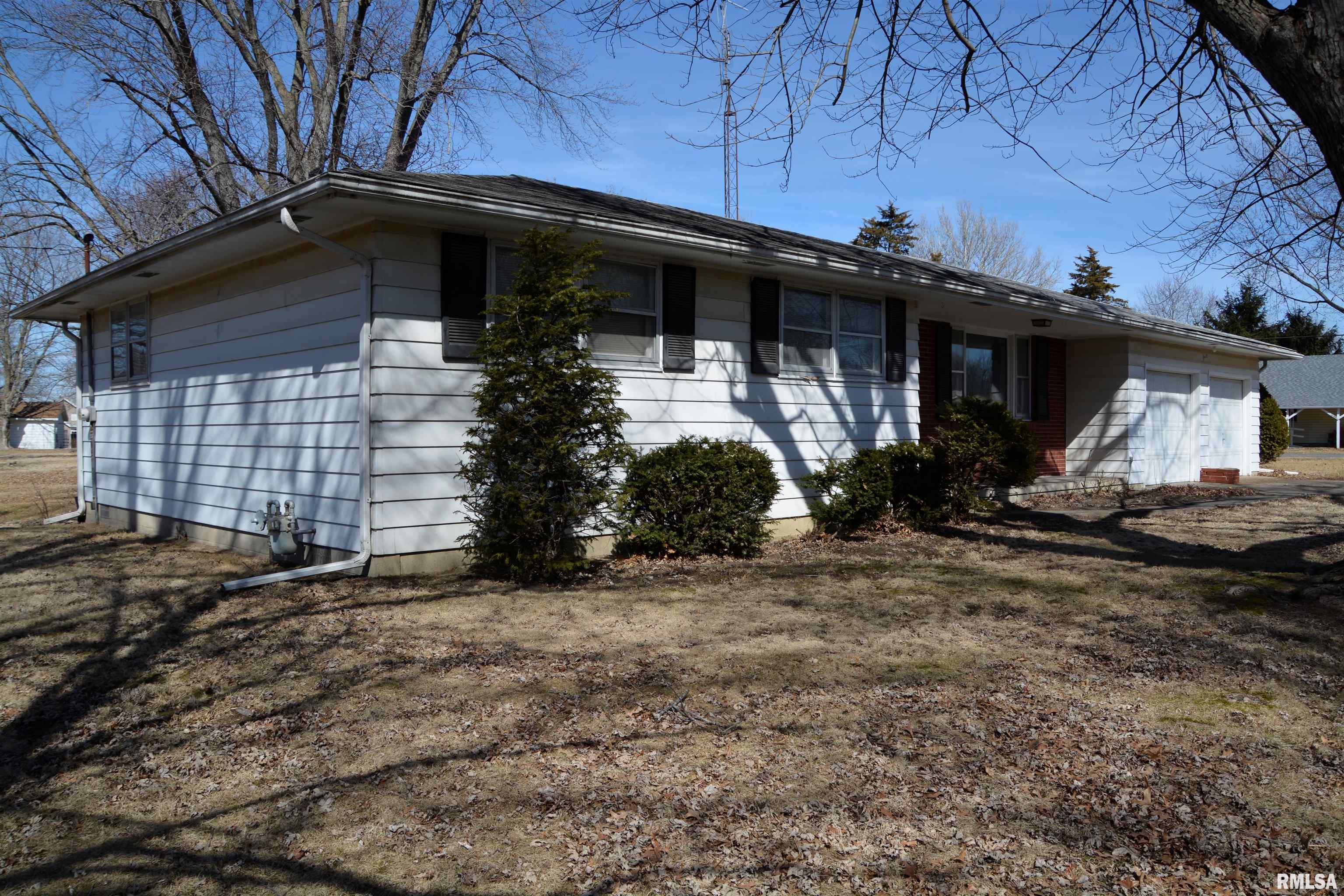 104 Seckman Drive, Colchester, Illinois image 2