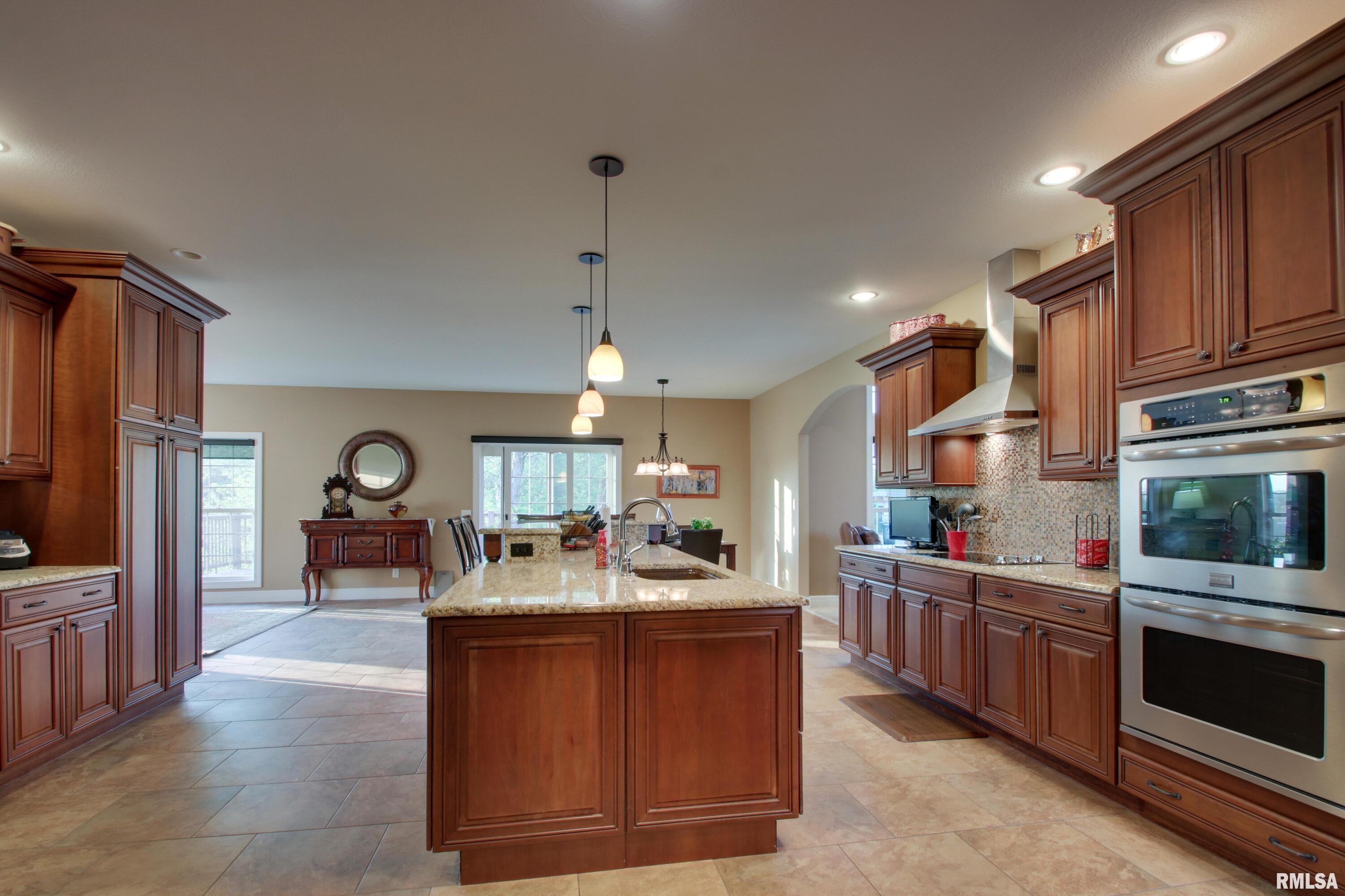 4403 Harrington Drive, Quincy, Illinois image 7