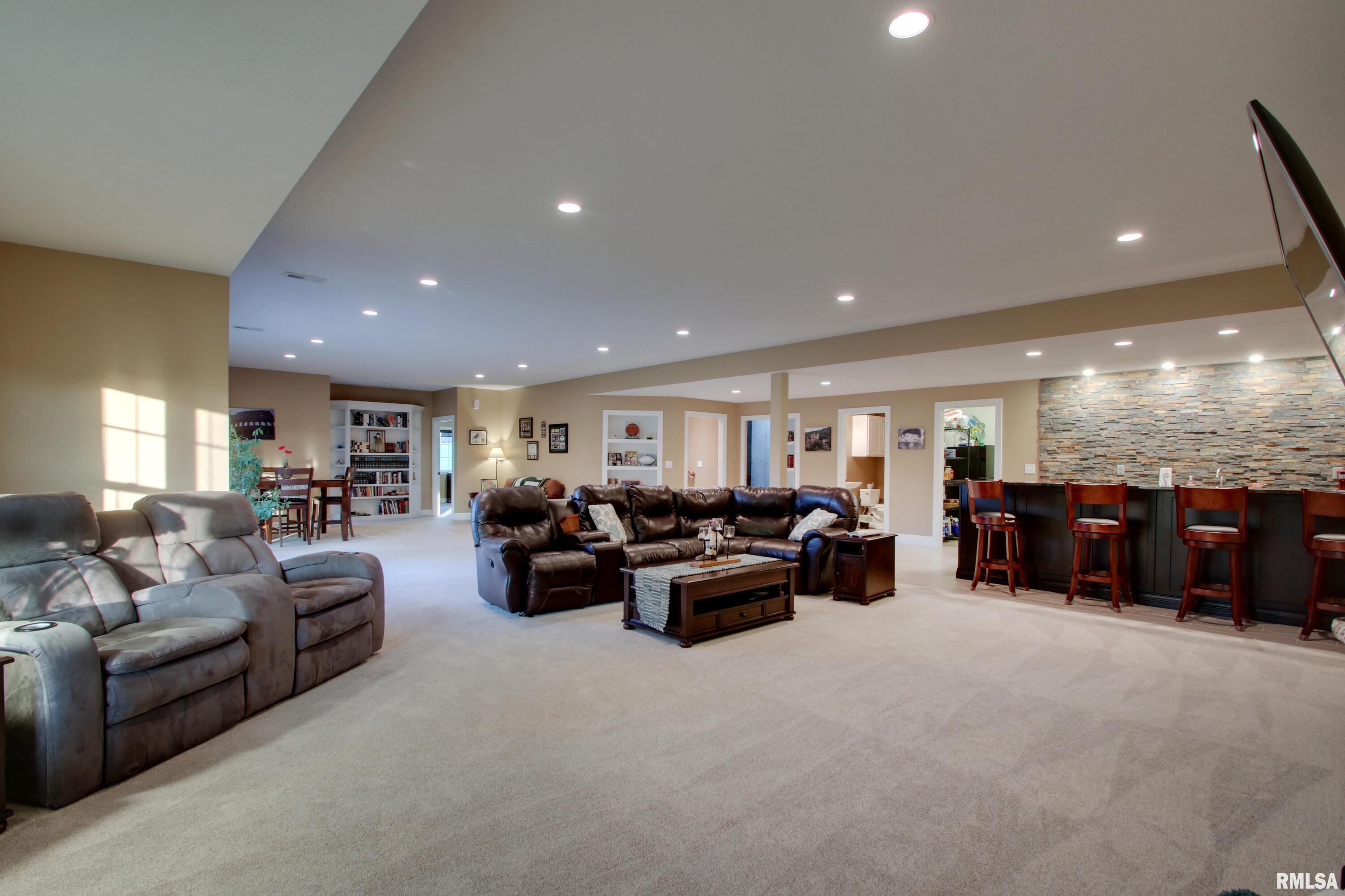 4403 Harrington Drive, Quincy, Illinois image 18