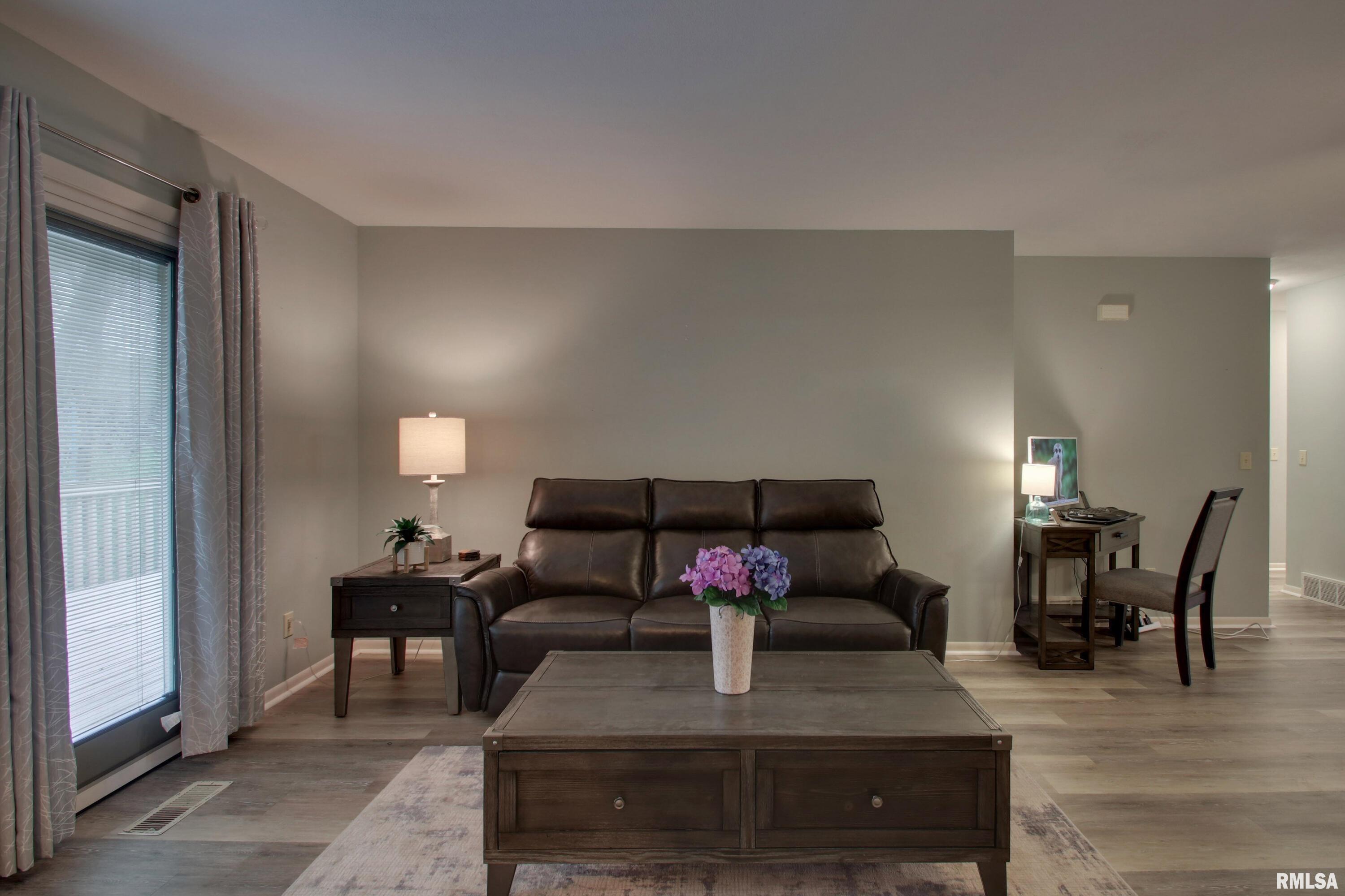 624 Pawn Avenue, Quincy, Illinois image 3