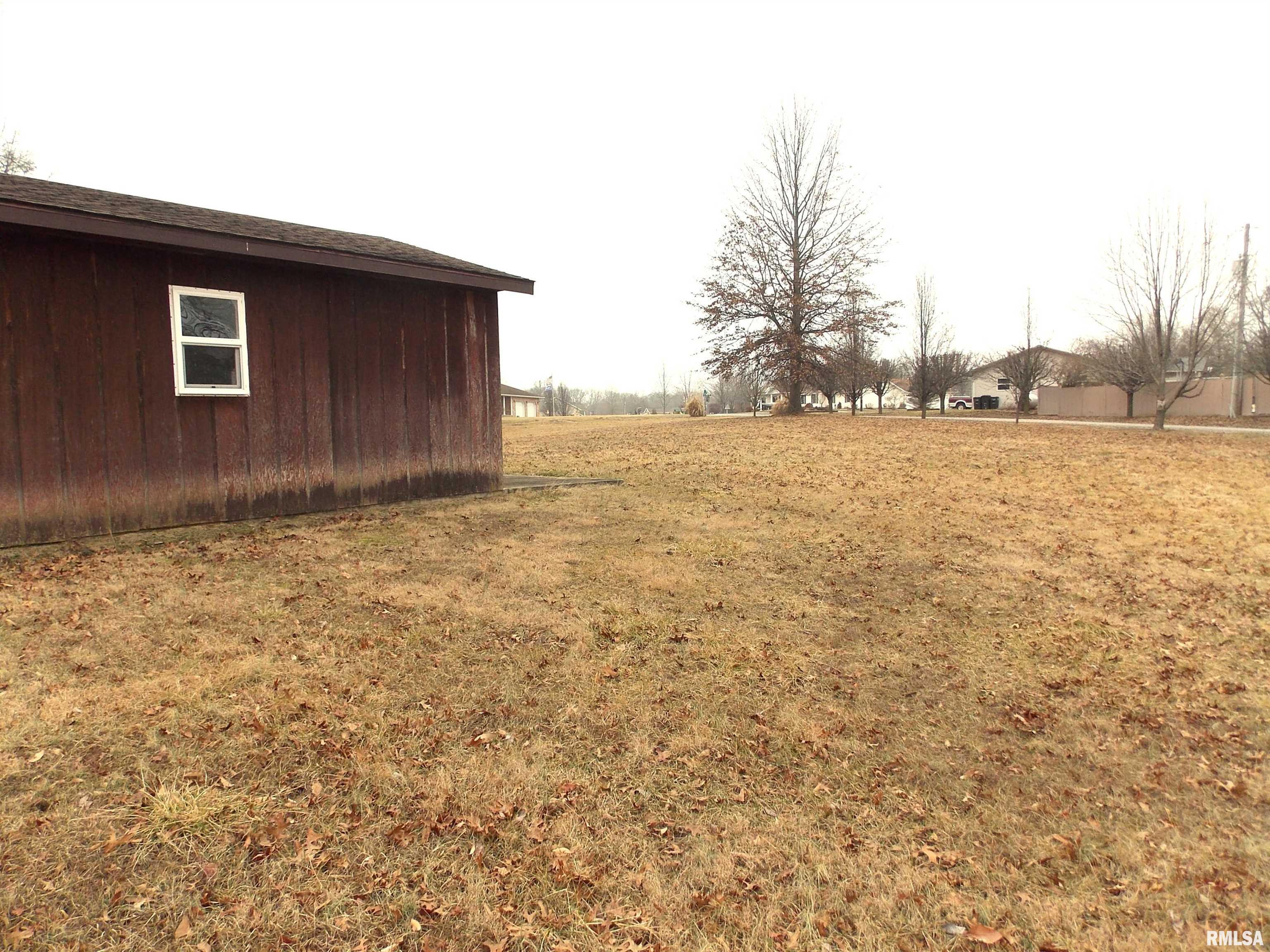 1966 Ross Road, Centralia, Illinois image 4