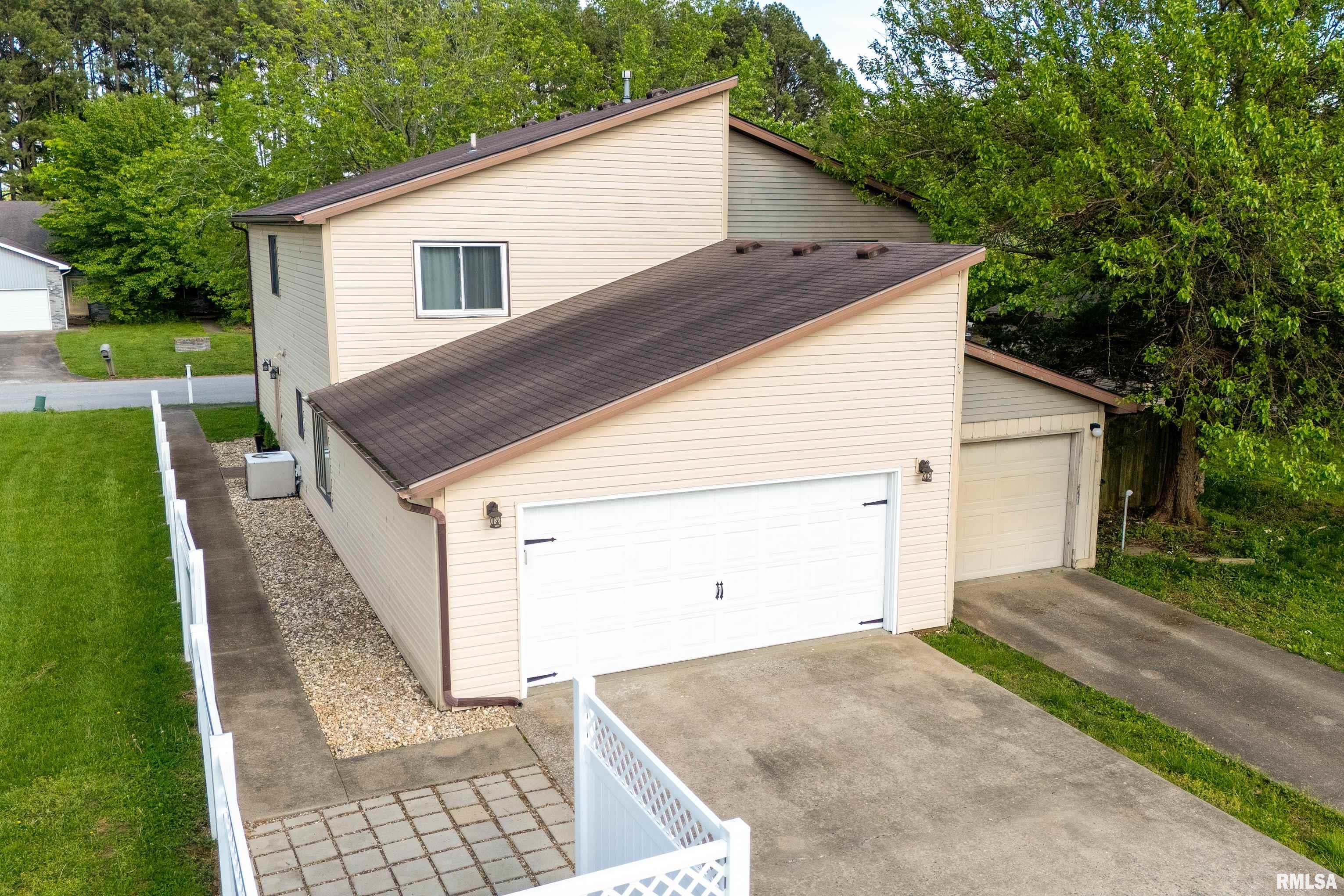 510 Beadle Drive, Carbondale, Illinois image 27