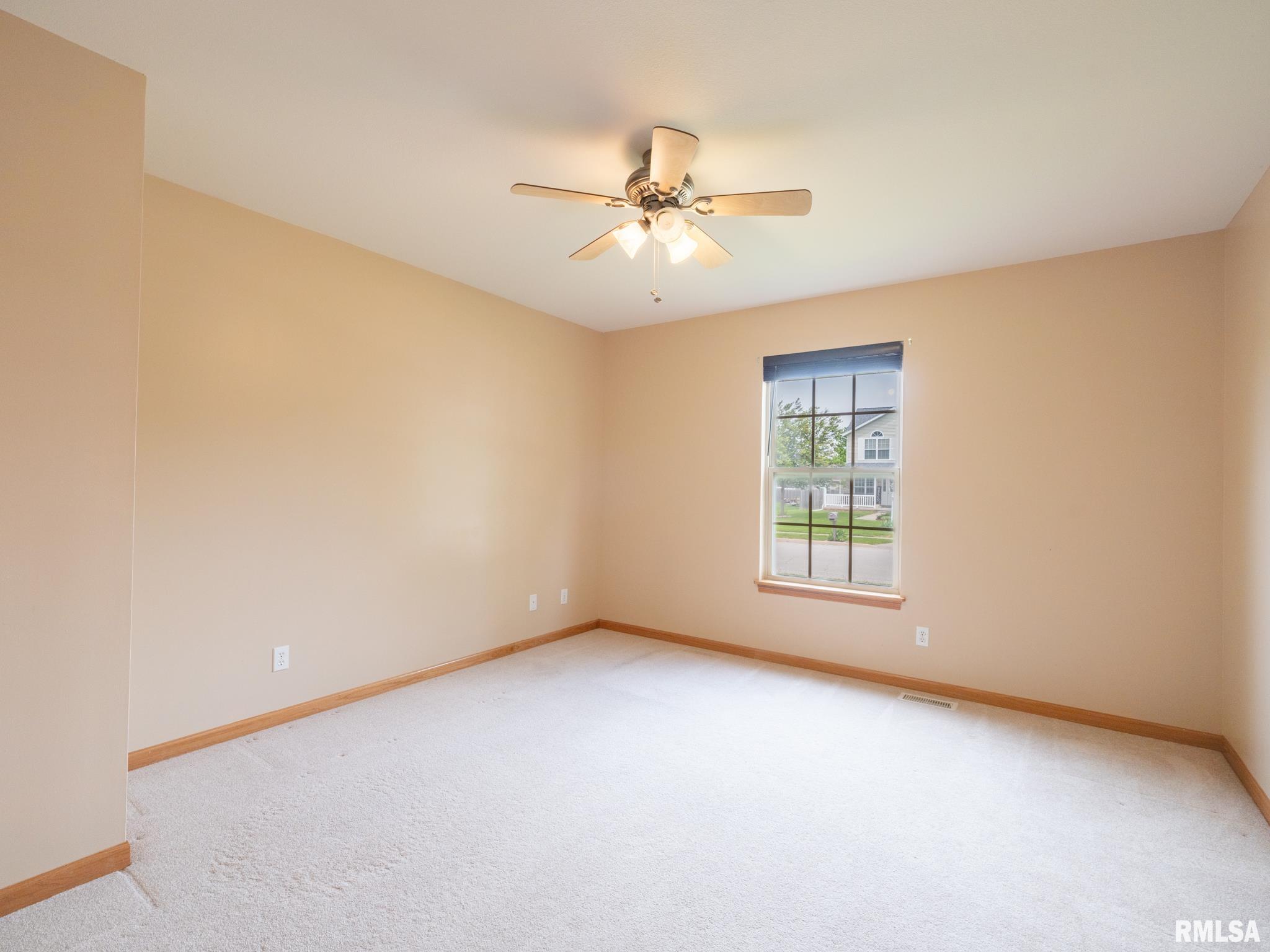 1204 Harbor Way, Chillicothe, Illinois image 34