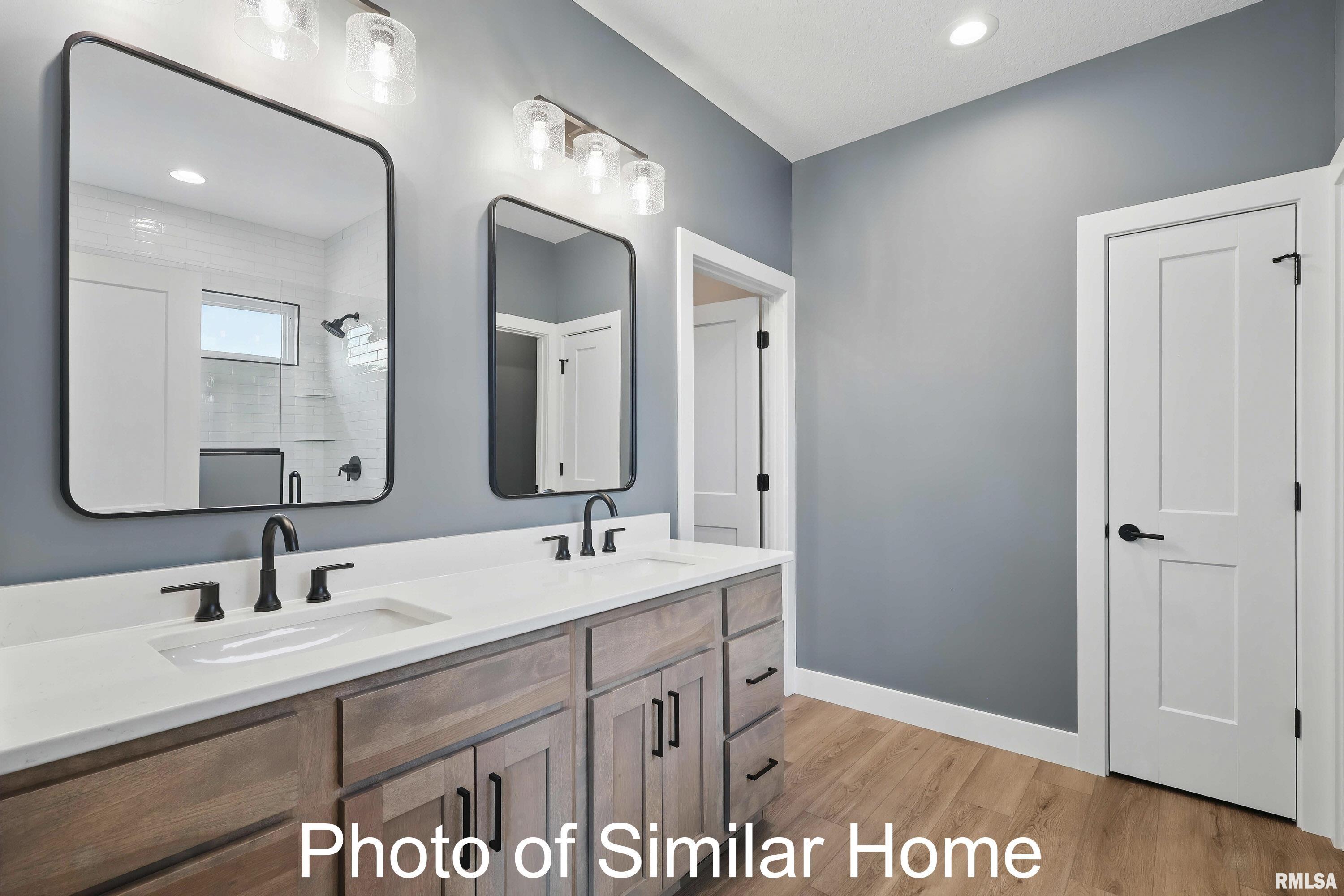 7116 Spring Creek Drive, Bettendorf, Iowa image 29
