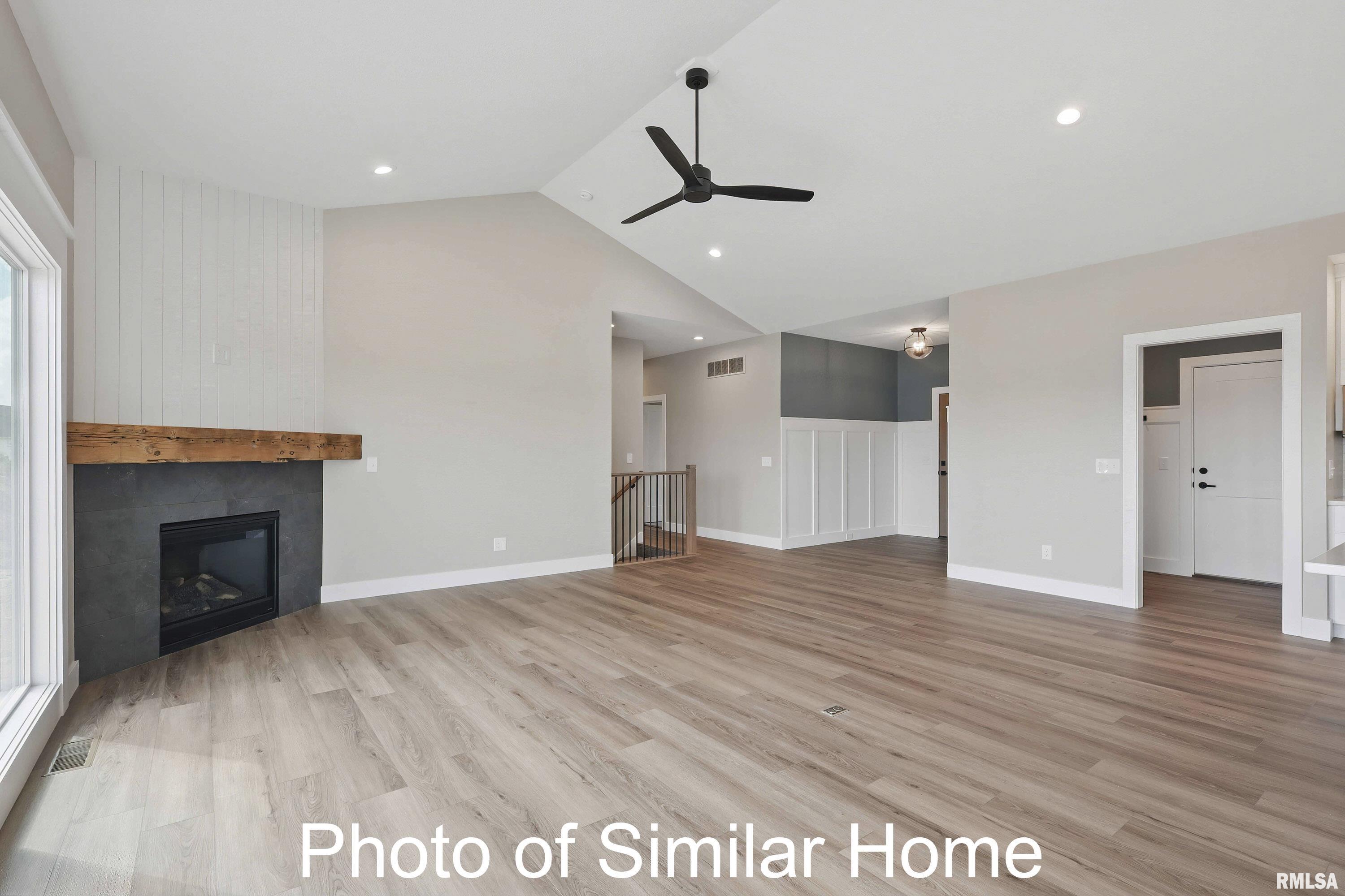 7116 Spring Creek Drive, Bettendorf, Iowa image 8