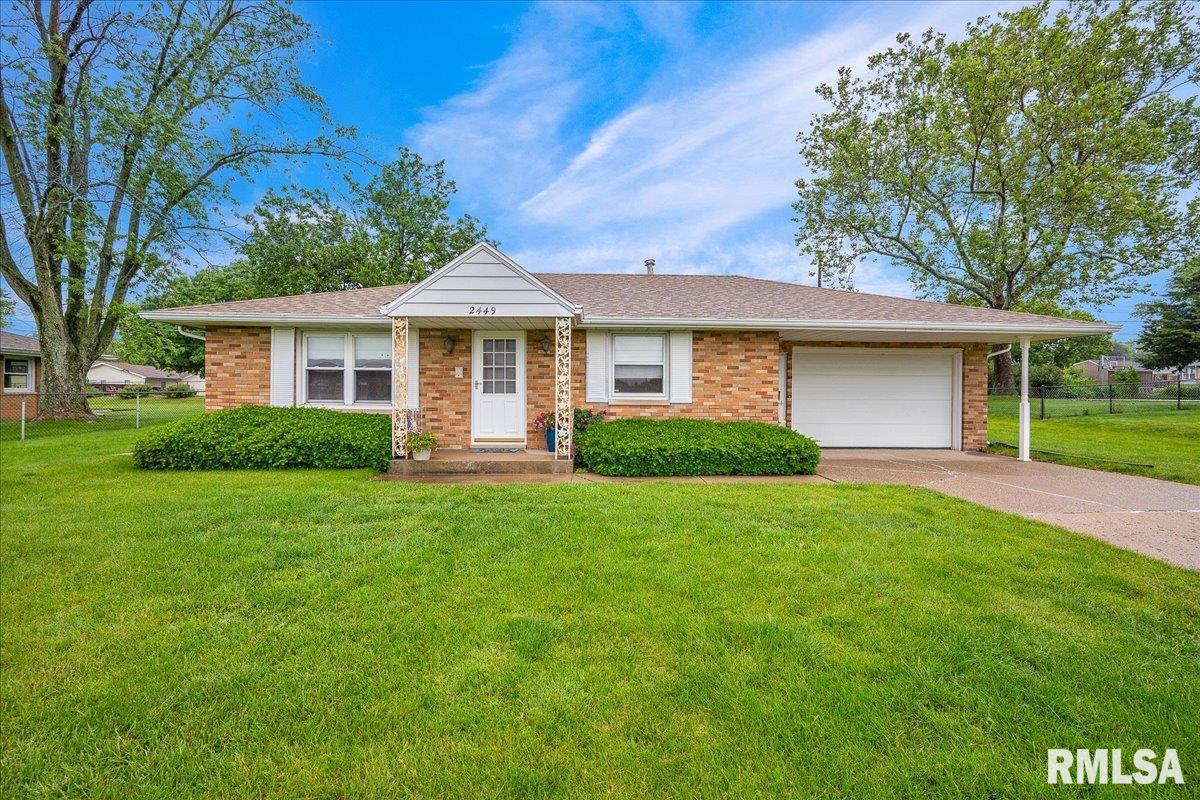 2449 Centennial Drive, Washington, Illinois image 1