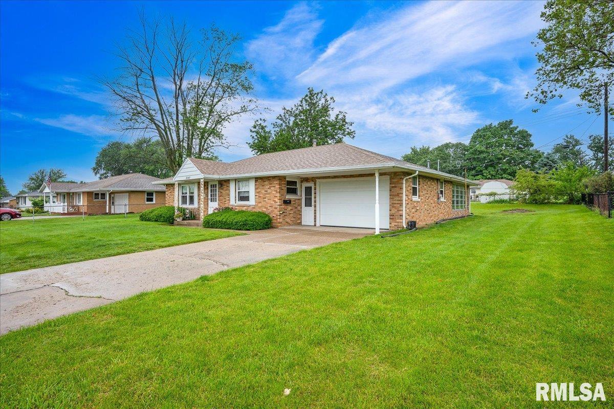 2449 Centennial Drive, Washington, Illinois image 15