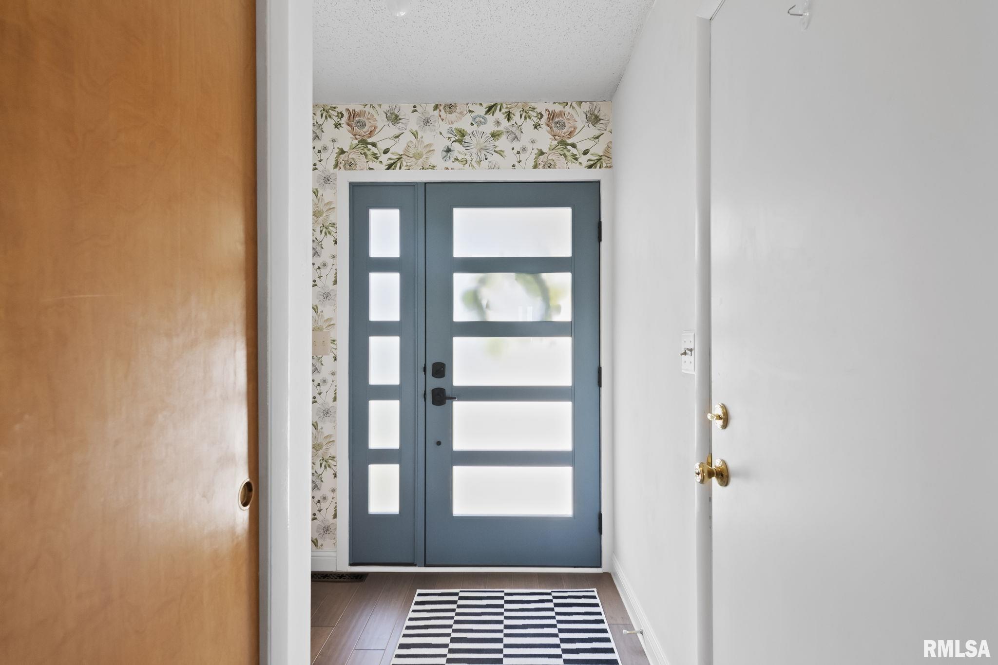 704 Rickard Road, Springfield, Illinois image 4