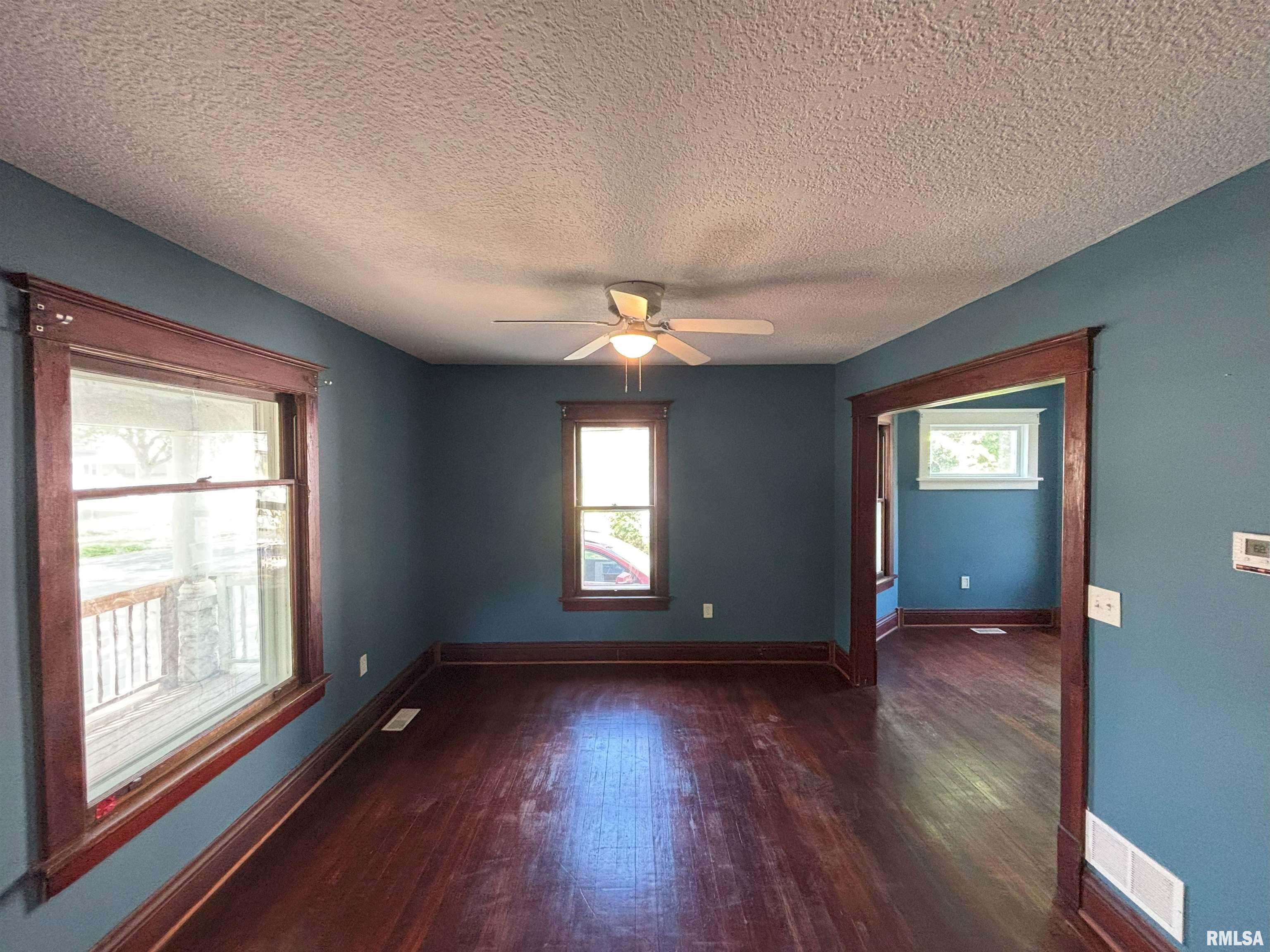 1435 15th Avenue, Rock Island, Illinois image 3