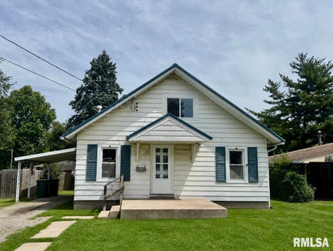 Homes For Sale - 410 E Summit Street<br/> Macomb, IL 61455