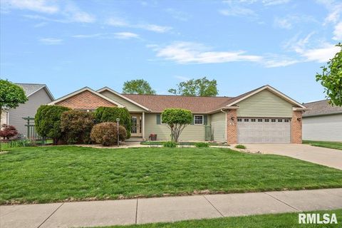 Photo of 327 Osteen Lane, Chatham, IL 62629 (MLS # CA1043270)