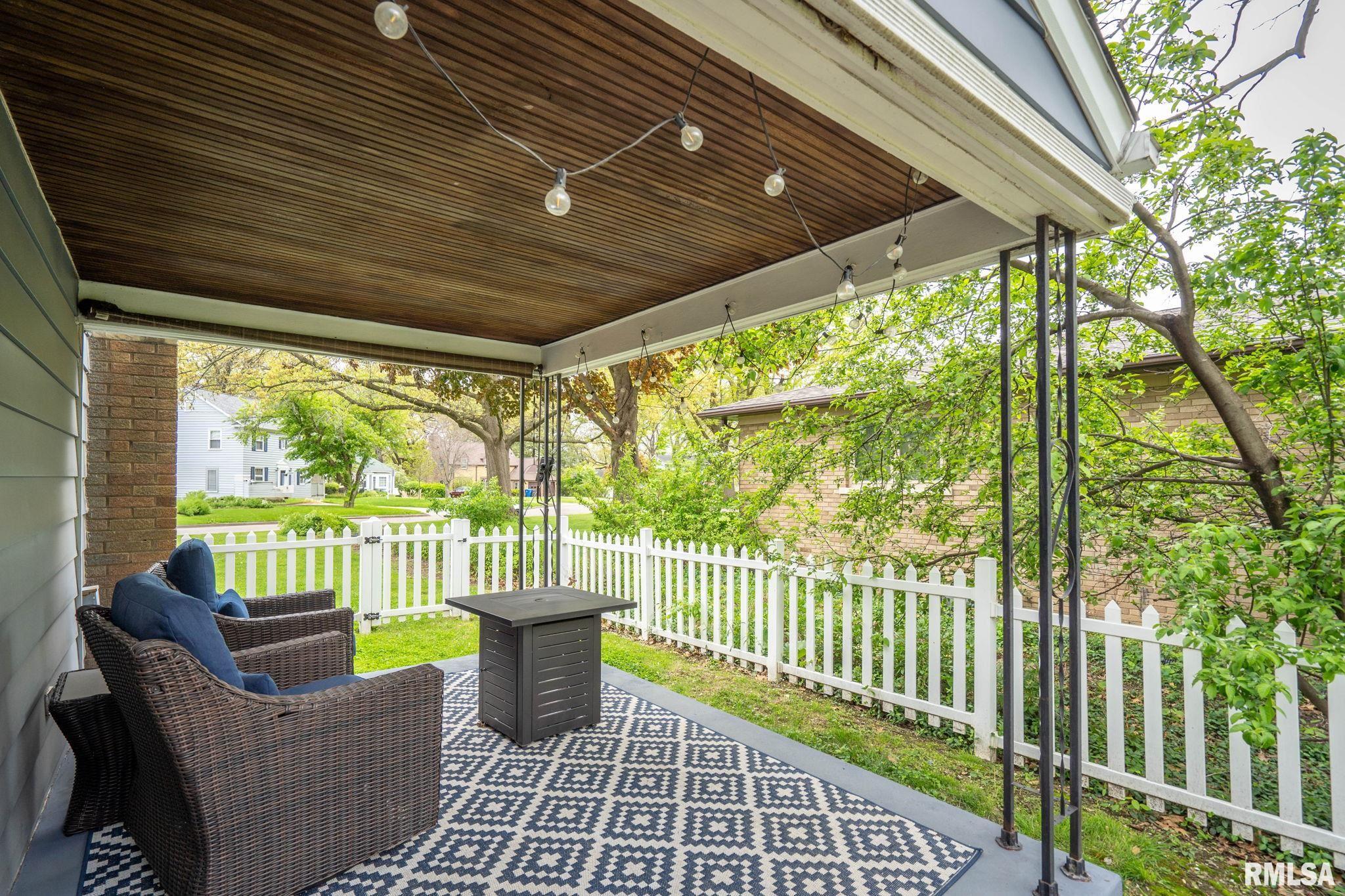 2323 16th Avenue, Moline, Illinois image 28