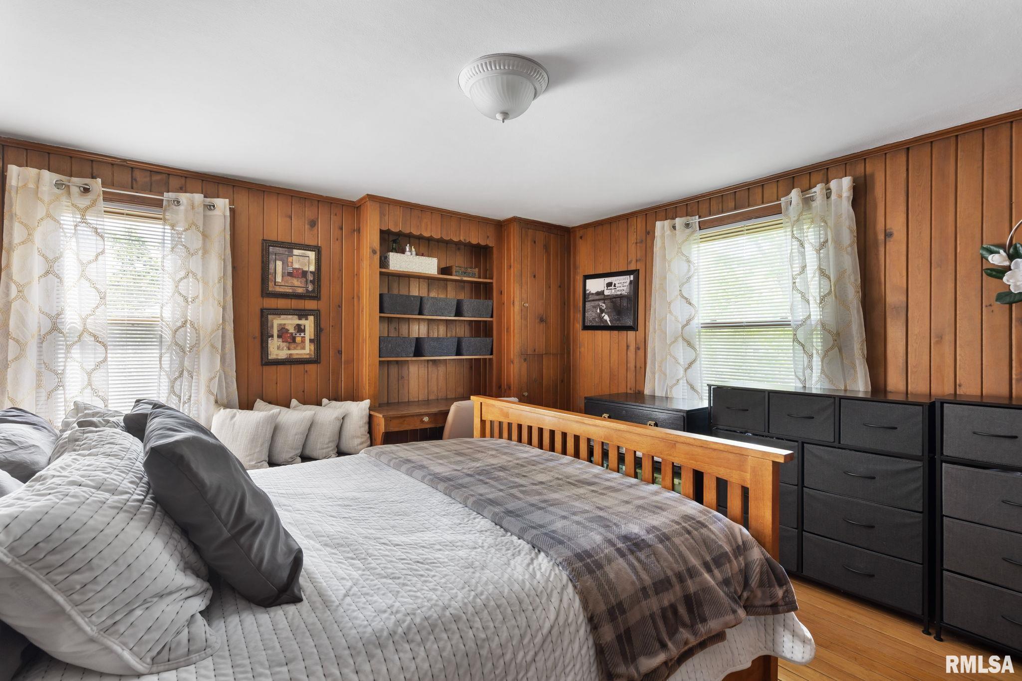2323 16th Avenue, Moline, Illinois image 18