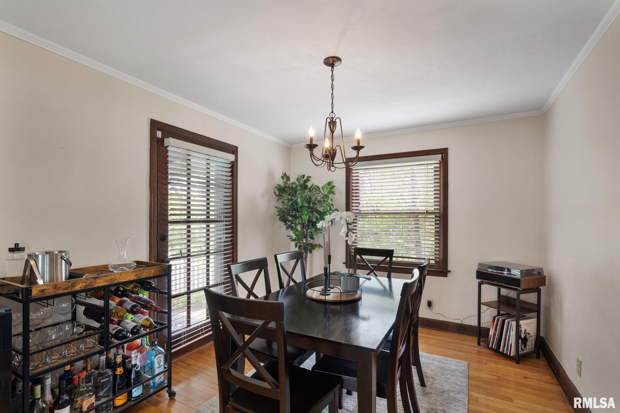 2323 16th Avenue, Moline, Illinois image 8
