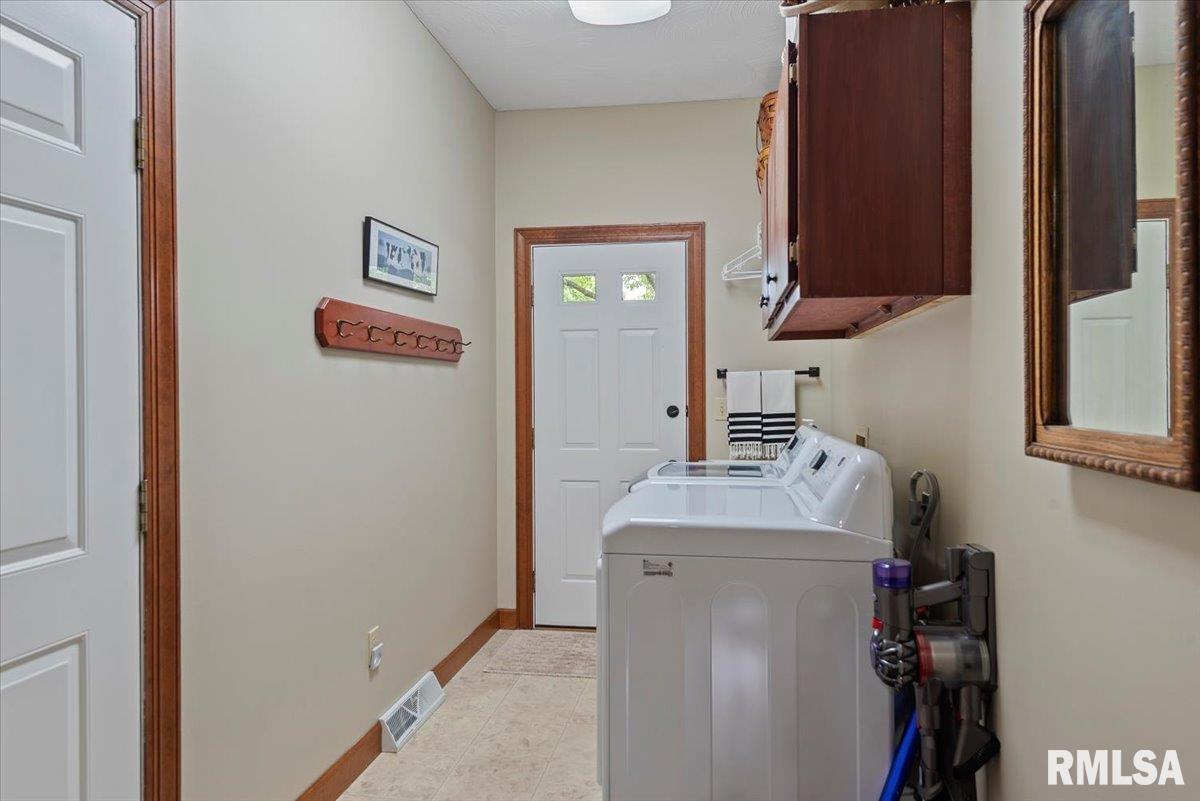 103 Interlacken Road, Springfield, Illinois image 24