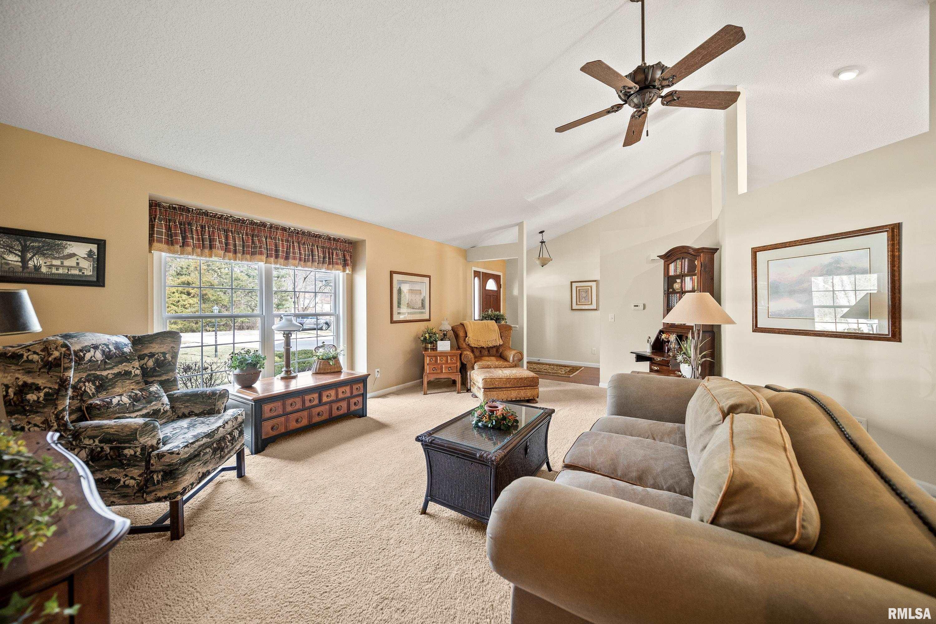 302 Platte Drive, Dixon, Illinois image 10