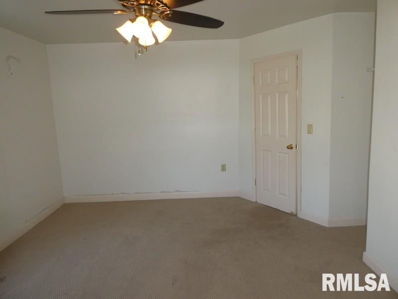 422 N Logan Street, Mason City, Illinois image 14