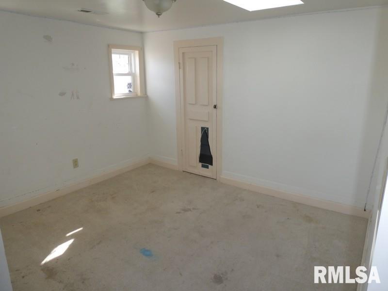422 N Logan Street, Mason City, Illinois image 18