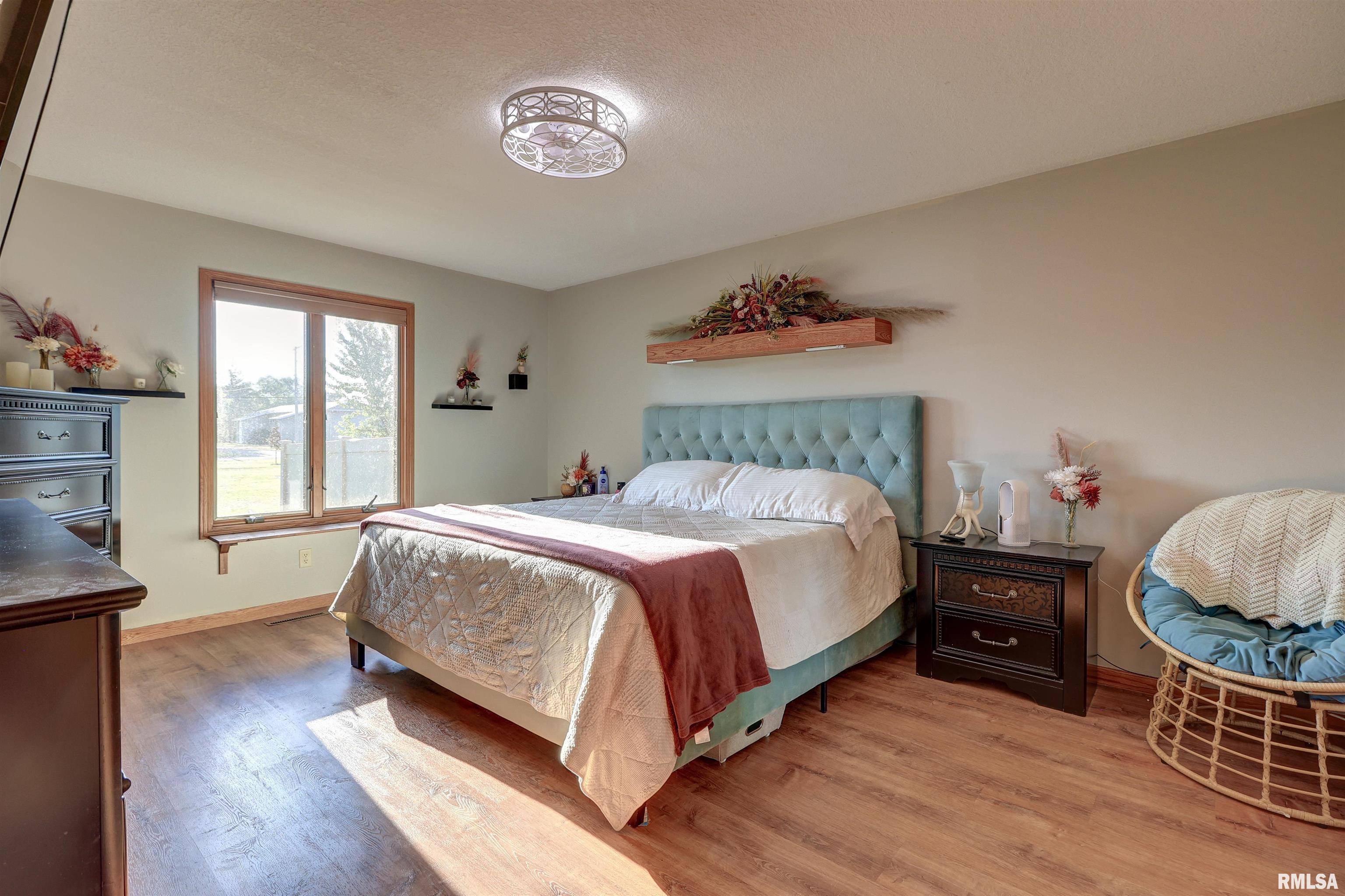 1613 Milnes Drive, Fulton, Illinois image 12