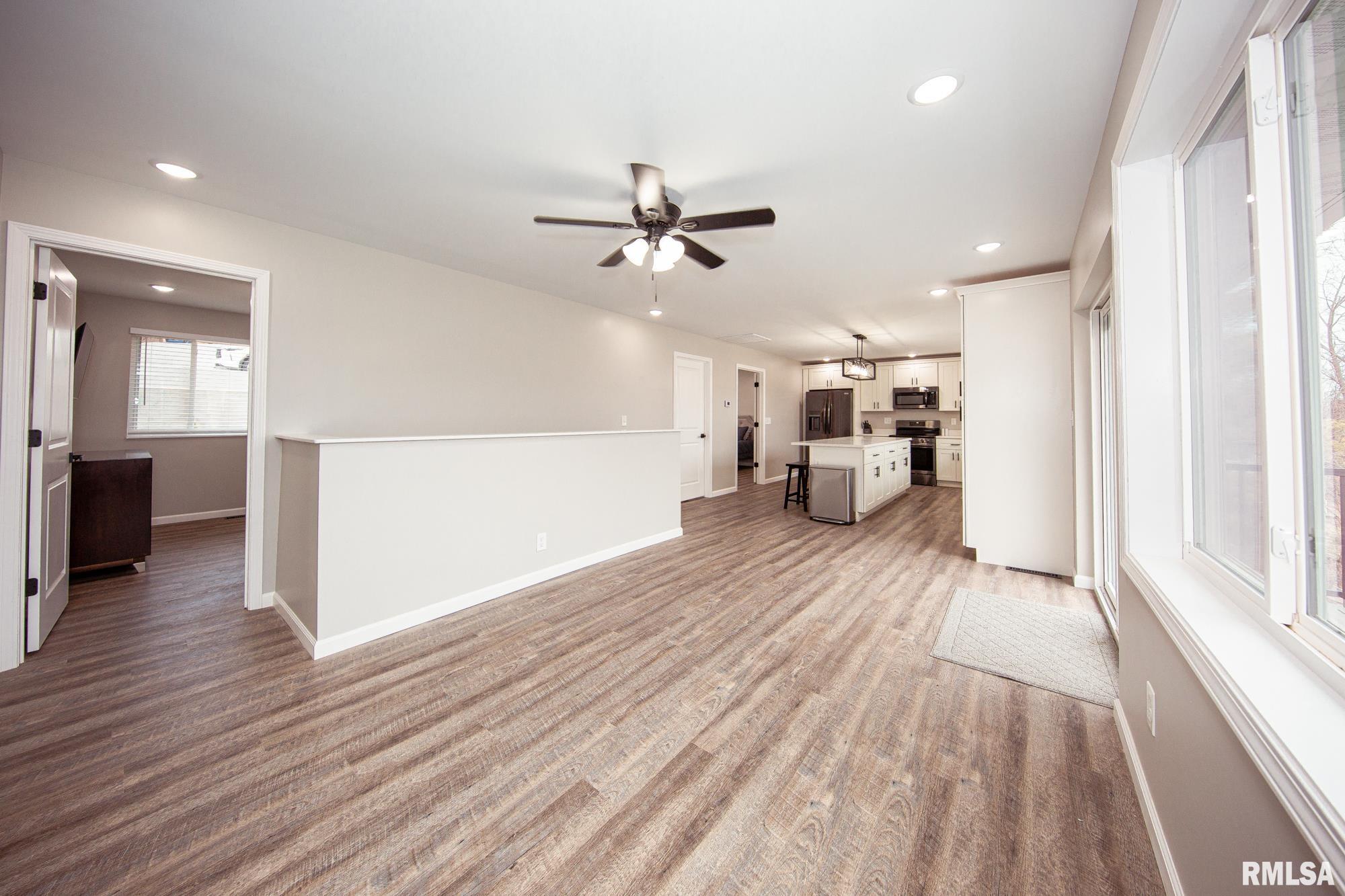 12147 Pebble Point Road, Marion, Illinois image 9