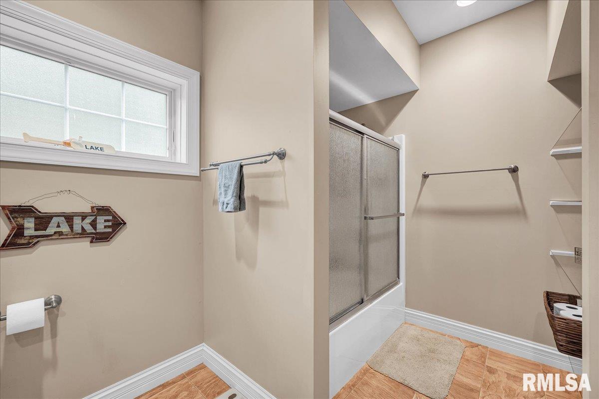 27 Oak Point Court, Dahinda, Illinois image 32