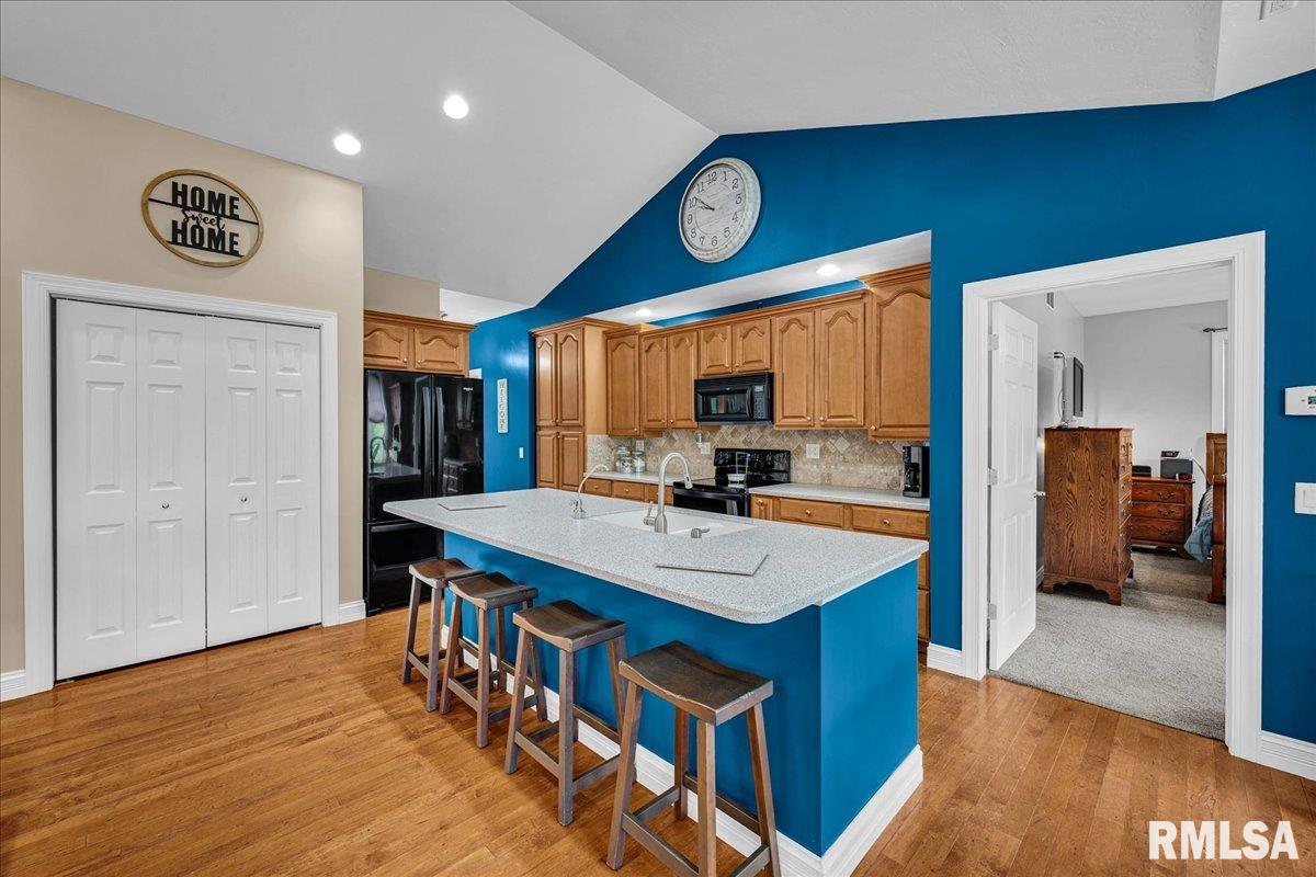 27 Oak Point Court, Dahinda, Illinois image 12