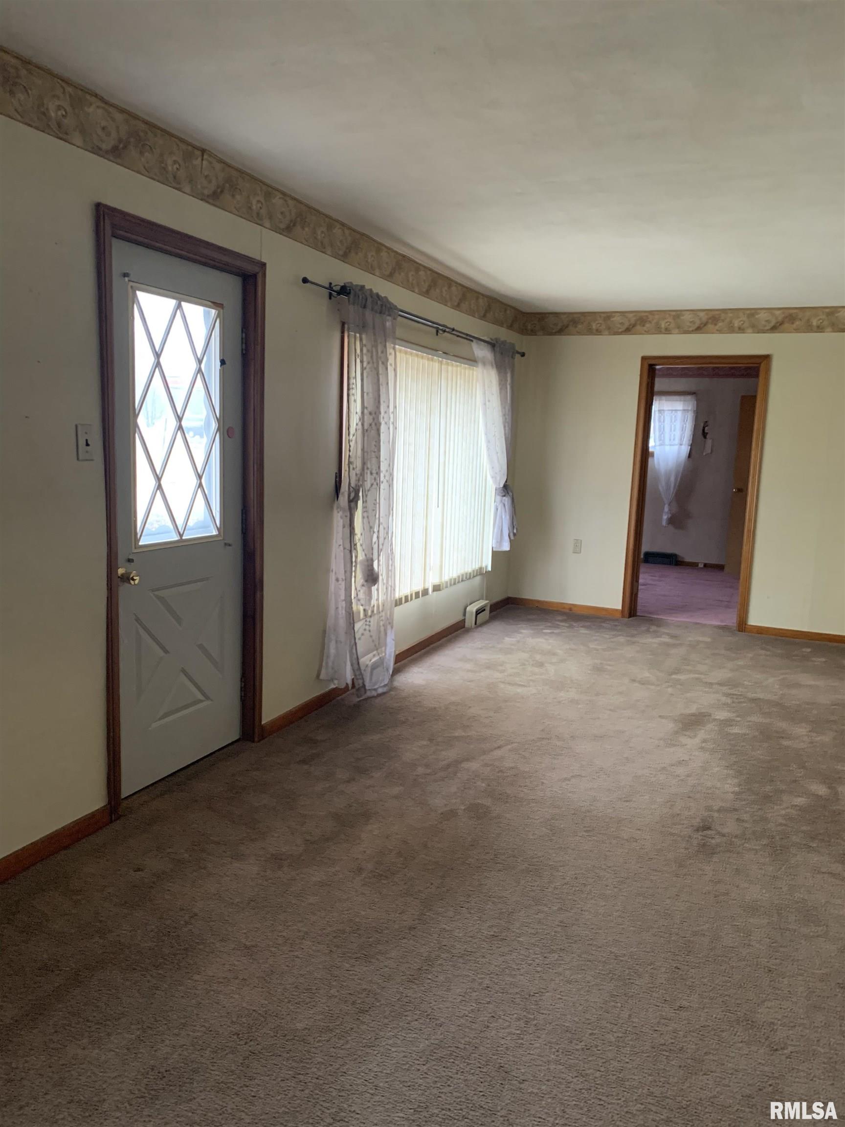 540 E Wells Street, Bushnell, Illinois image 22