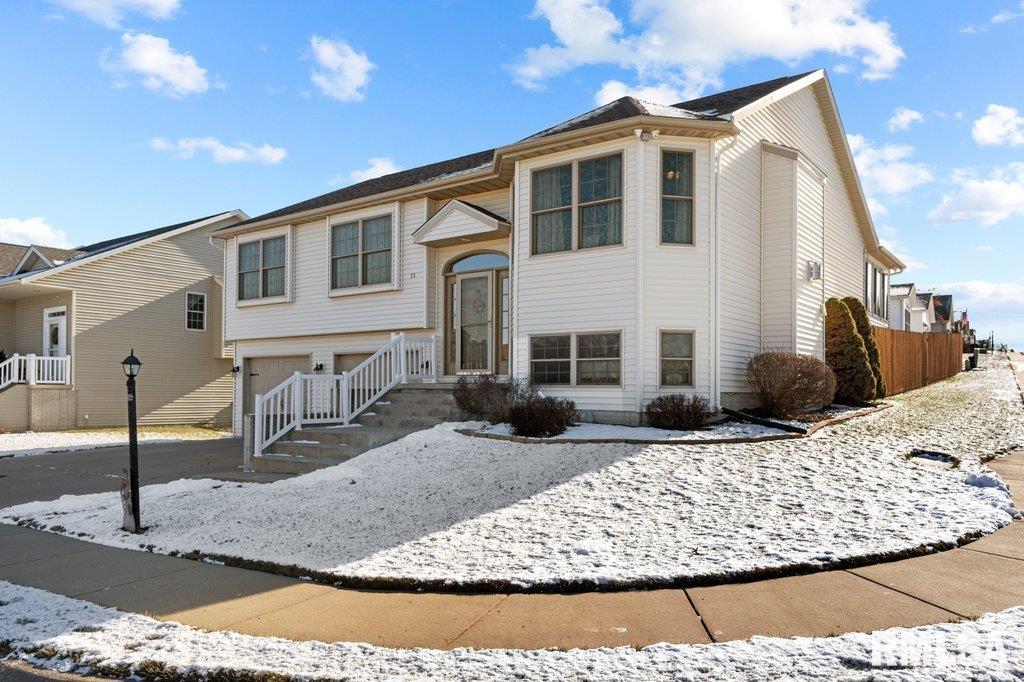 11 Hidden Valley Circle, Davenport, Iowa image 32