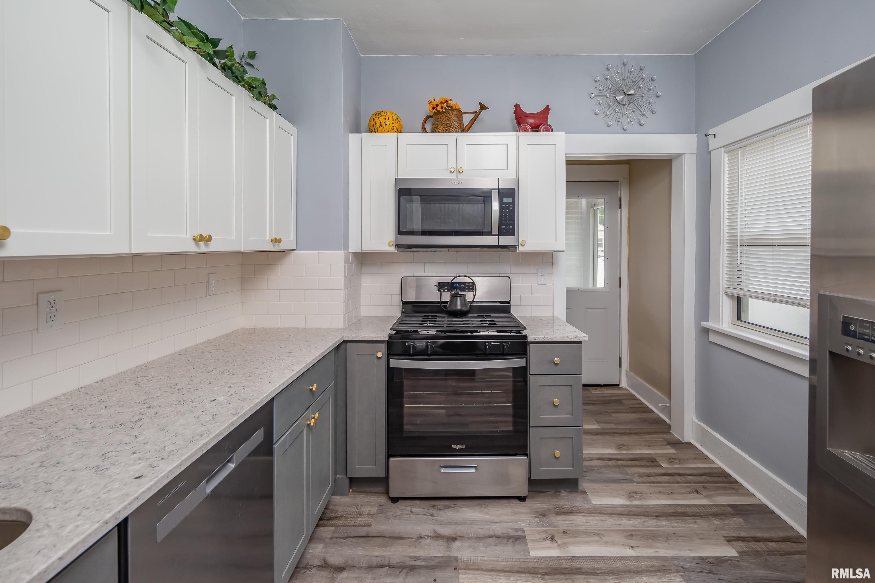 2317 Davie Street, Davenport, Iowa image 12
