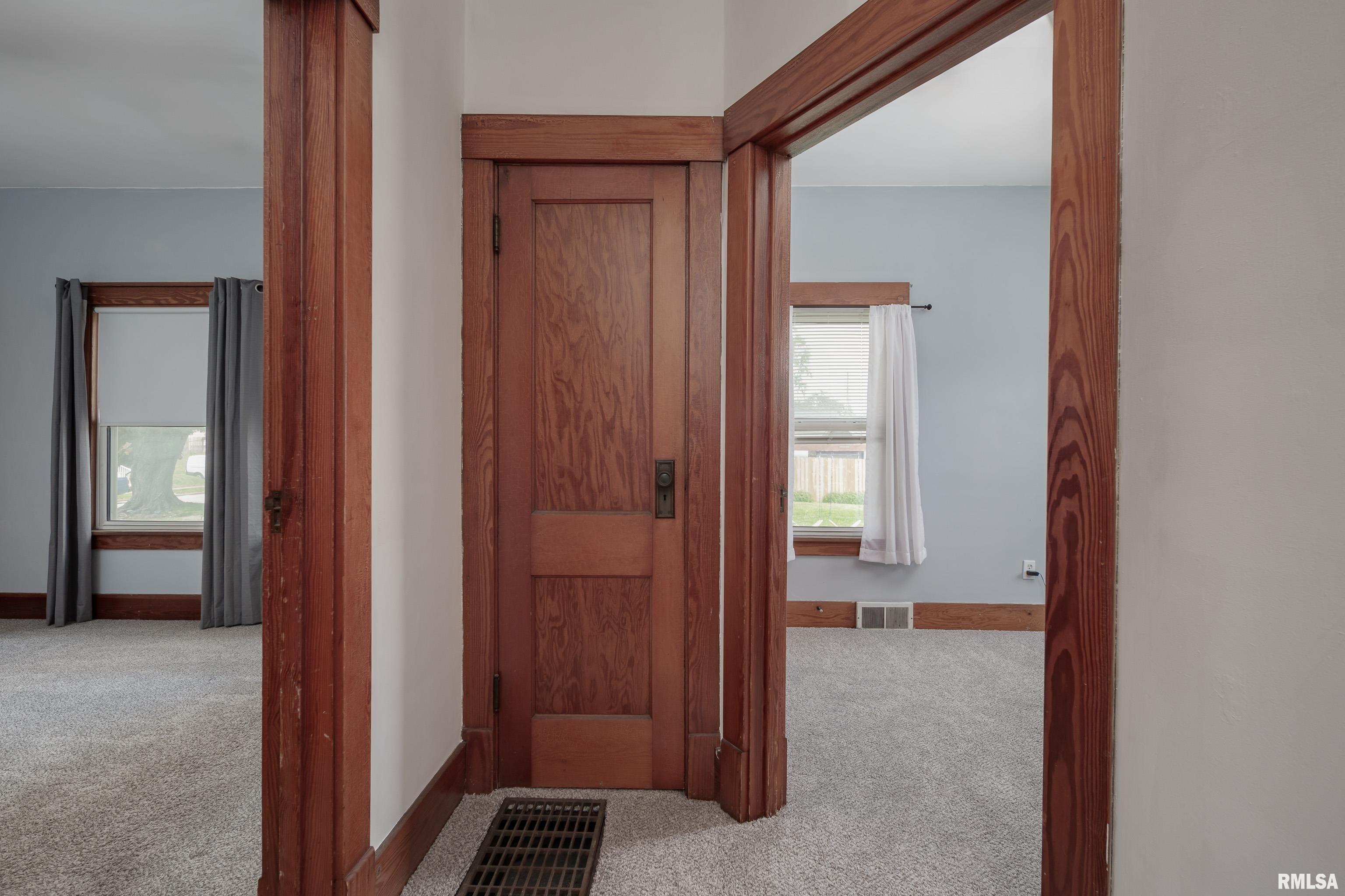 2317 Davie Street, Davenport, Iowa image 15