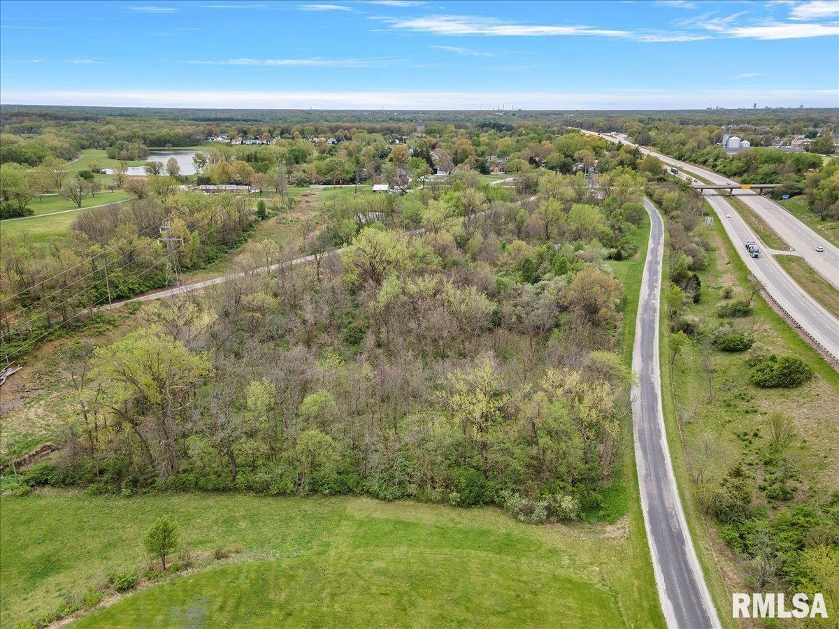 Bahr Road, Sherman, Illinois image 11
