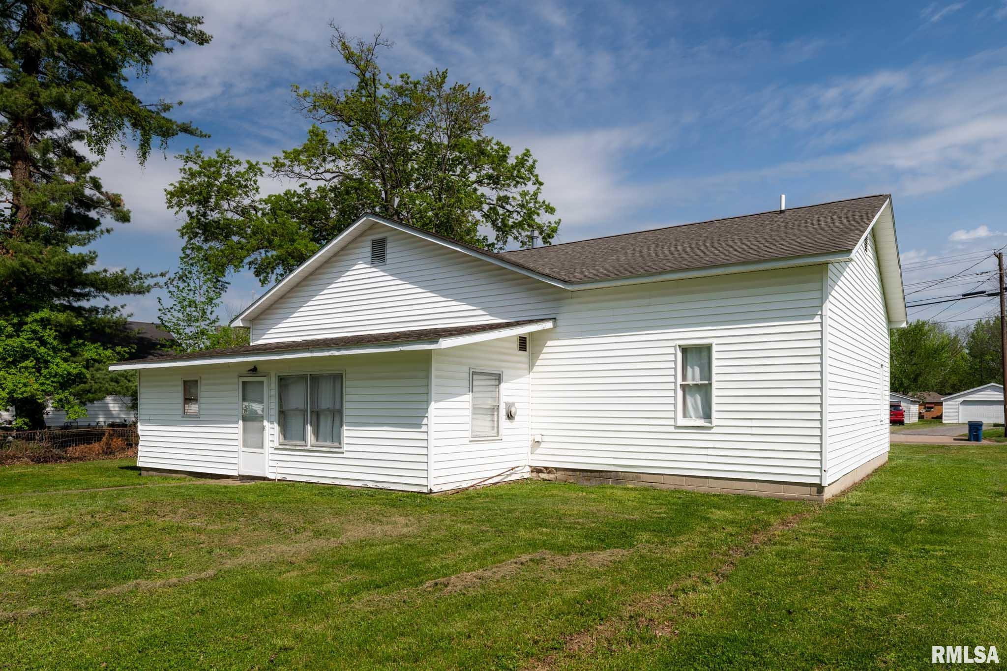 707 W Broadway Boulevard, Johnston City, Illinois image 26